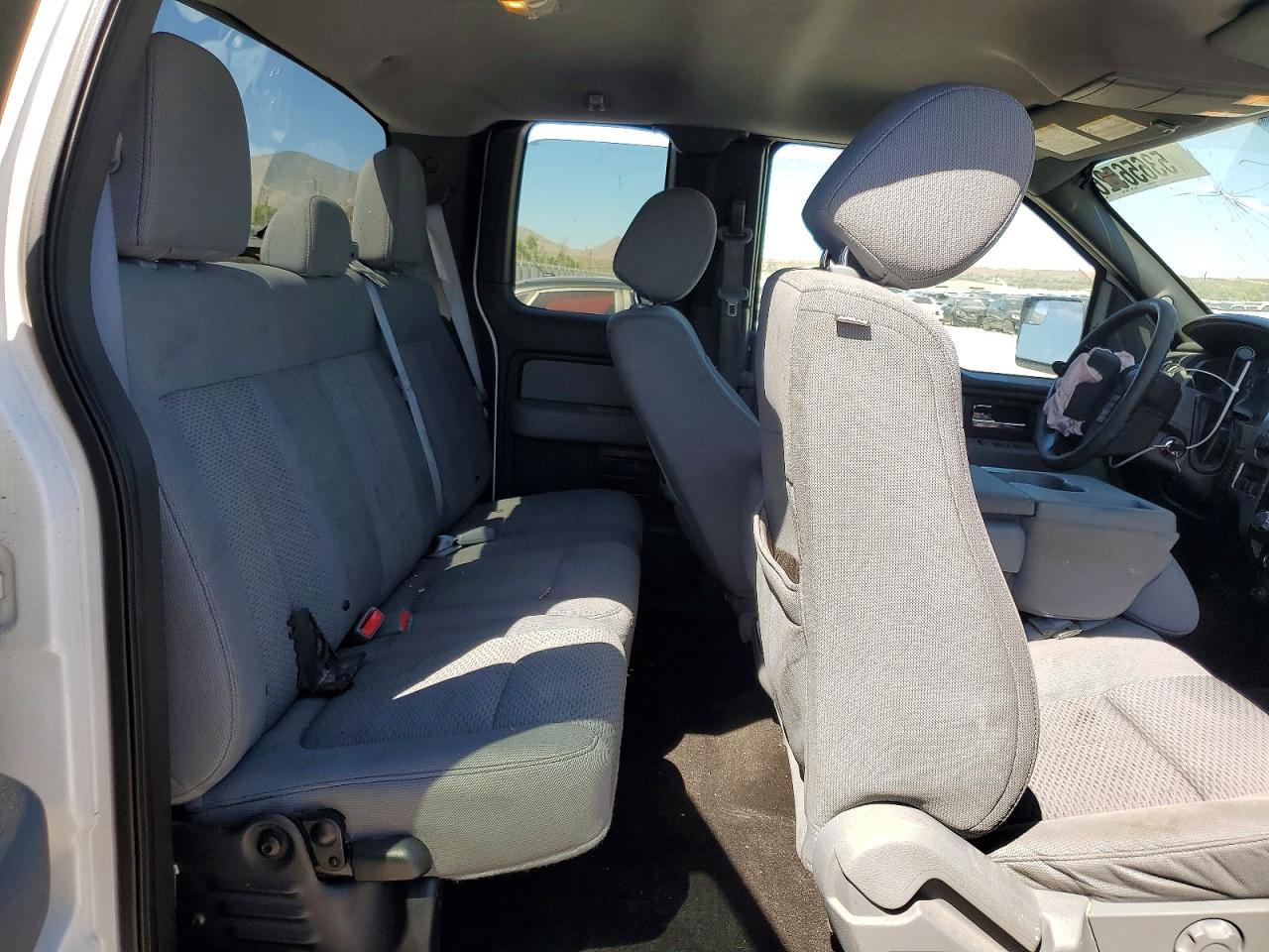 2014 Ford F150 Super Cab White vin: 1FTEX1EM2EFB33009