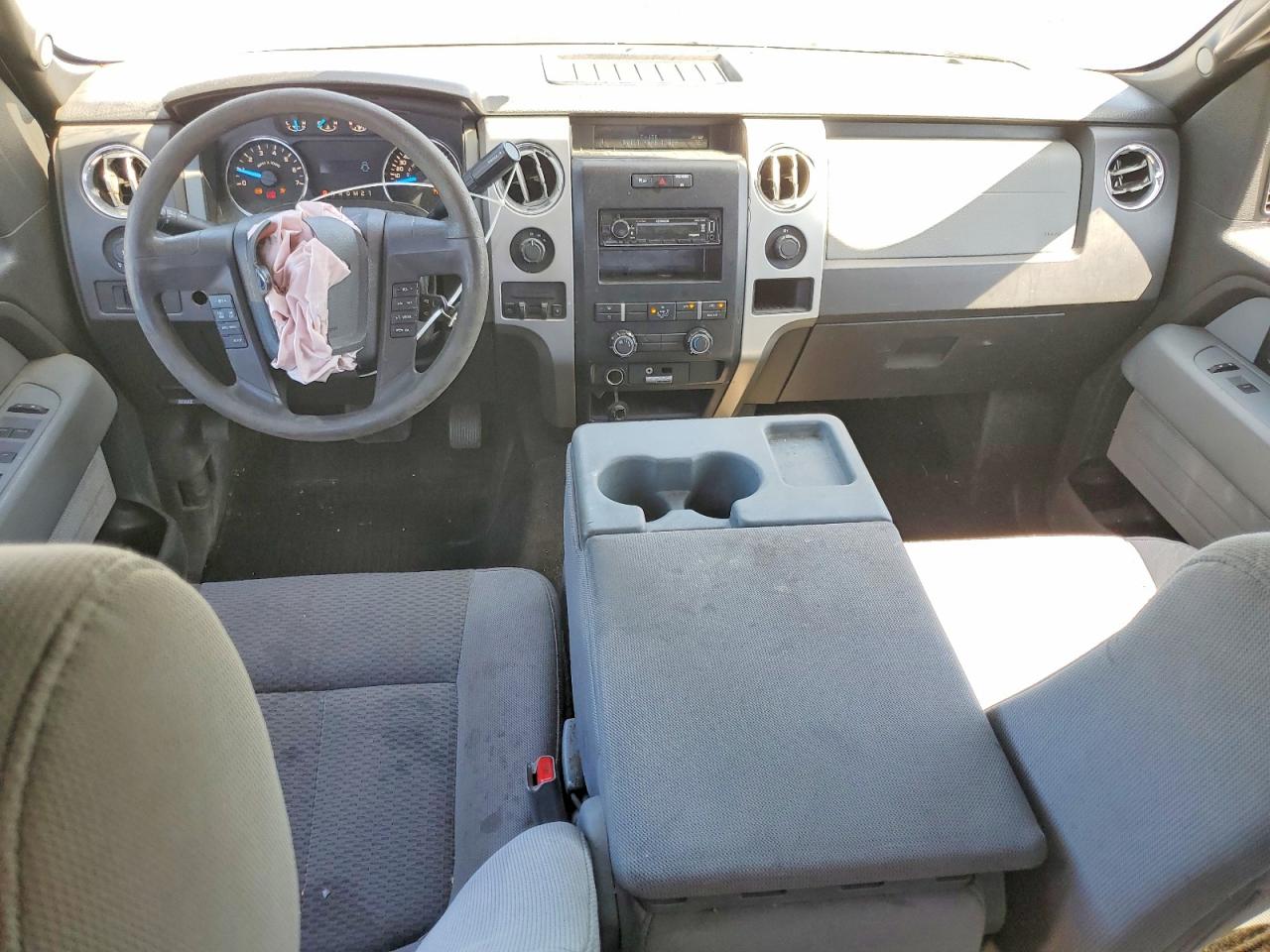 2014 Ford F150 Super Cab White vin: 1FTEX1EM2EFB33009