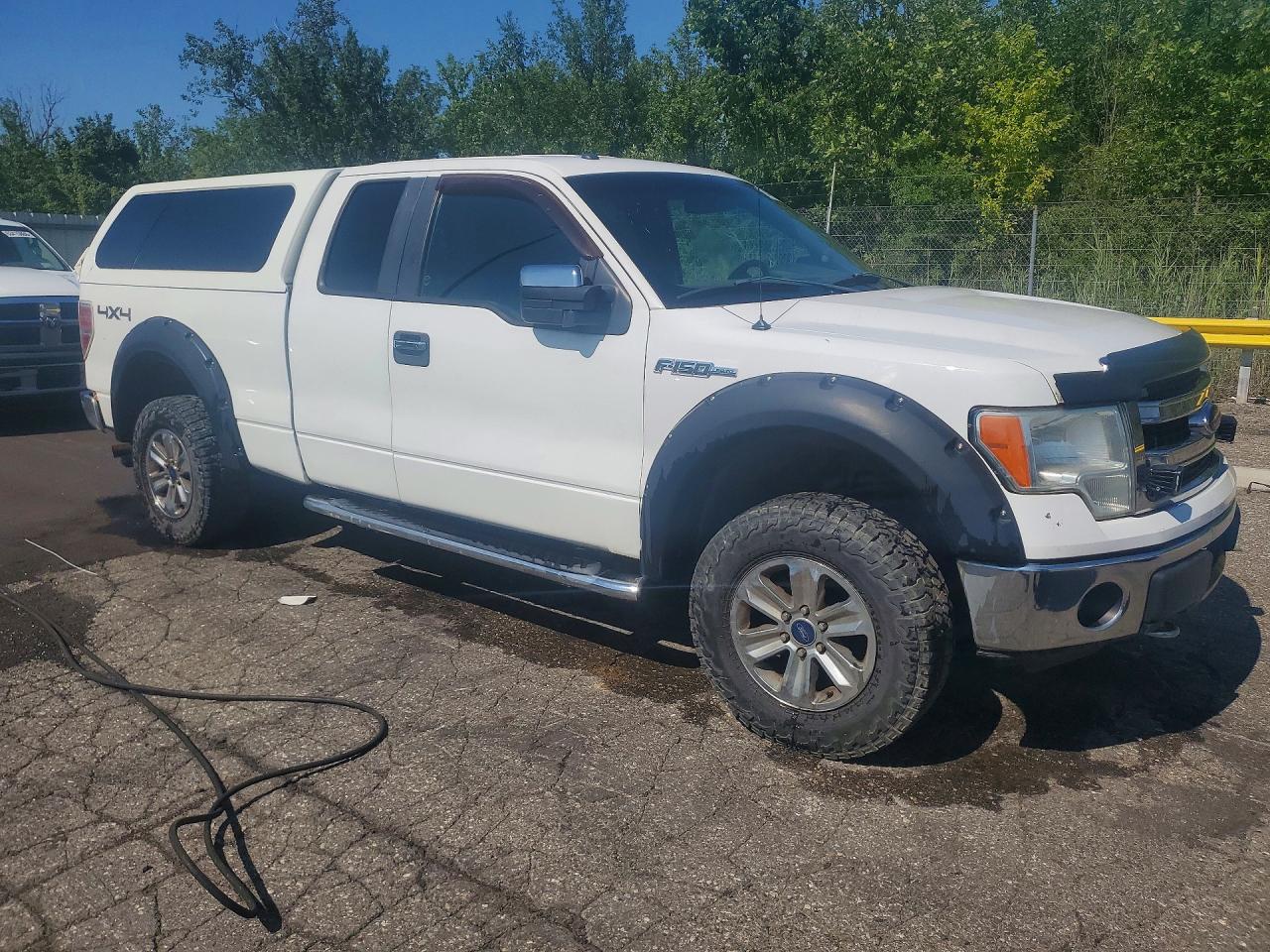 2014 Ford F150 Super Cab Белый vin: 1FTEX1EM2EFC11059