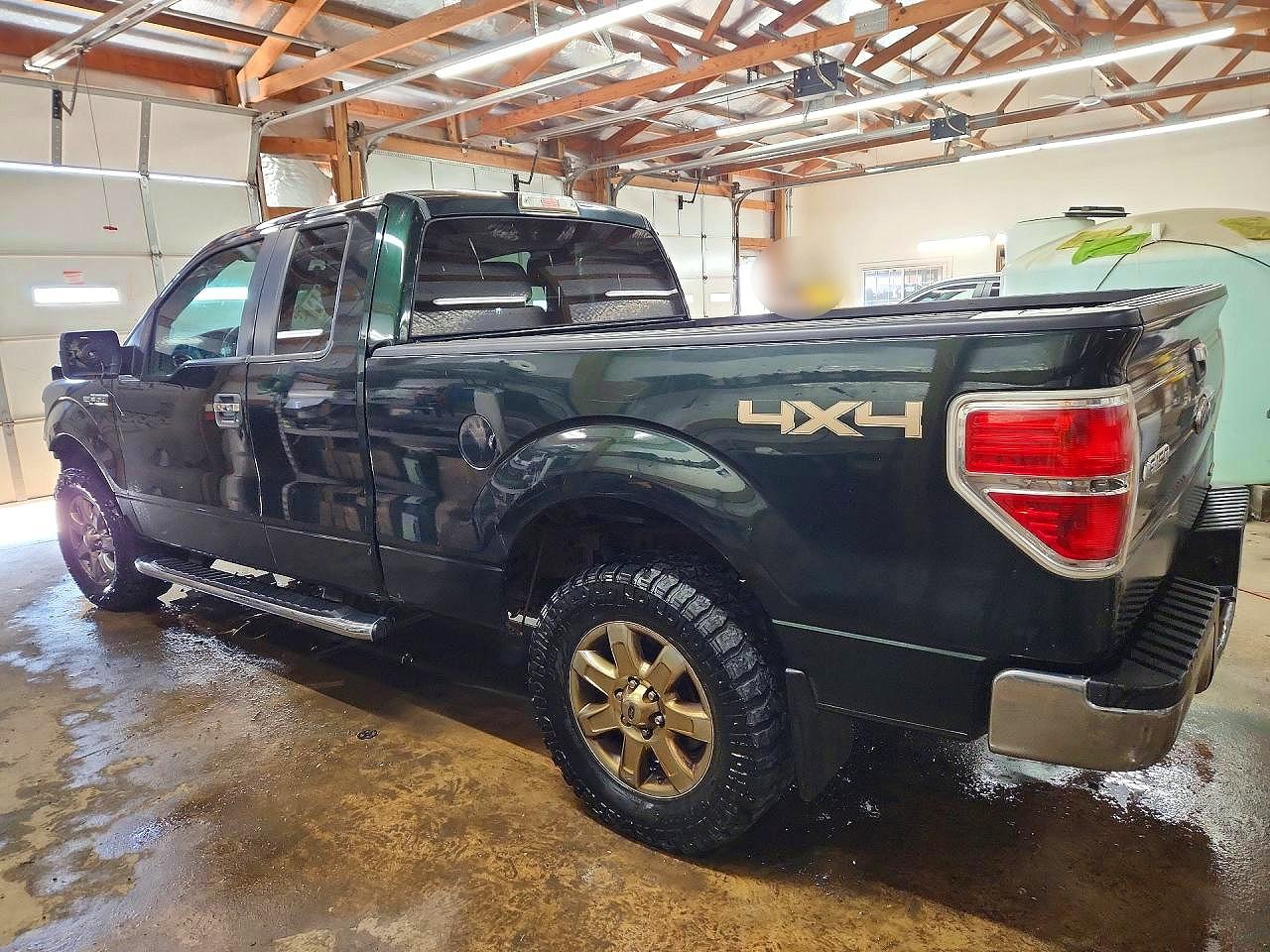 2014 Ford F150 Super Cab Green vin: 1FTEX1EM2EFC48841
