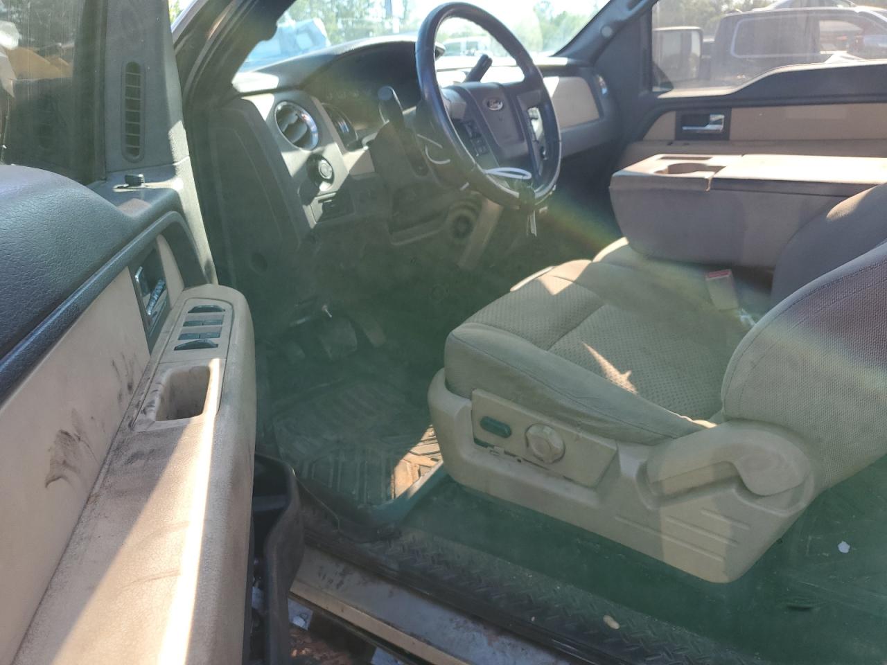 2014 Ford F150 Super Cab Tan vin: 1FTEX1EM2EKG12179