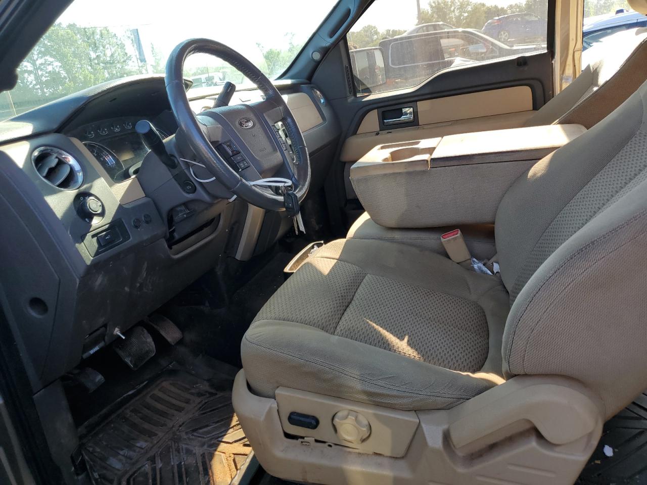 2014 Ford F150 Super Cab Tan vin: 1FTEX1EM2EKG12179