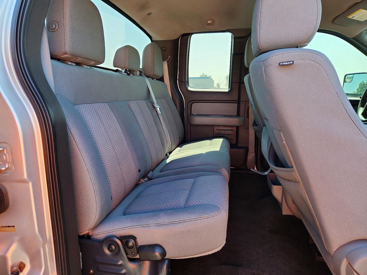 2014 Ford F150 Super Cab Silver vin: 1FTEX1EM3EFA39737
