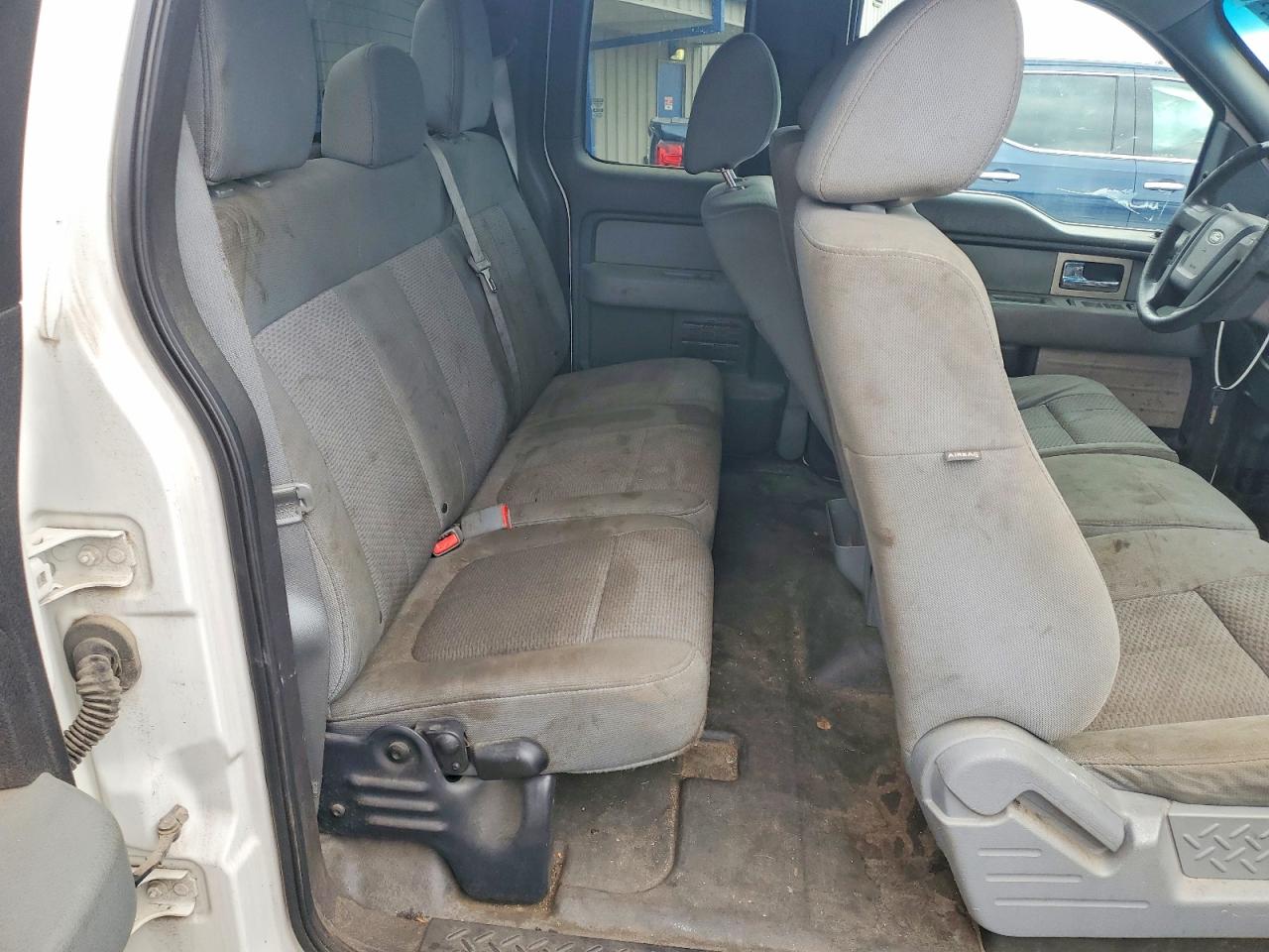 2011 Ford F150 Super Cab White vin: 1FTEX1EM4BFB93563