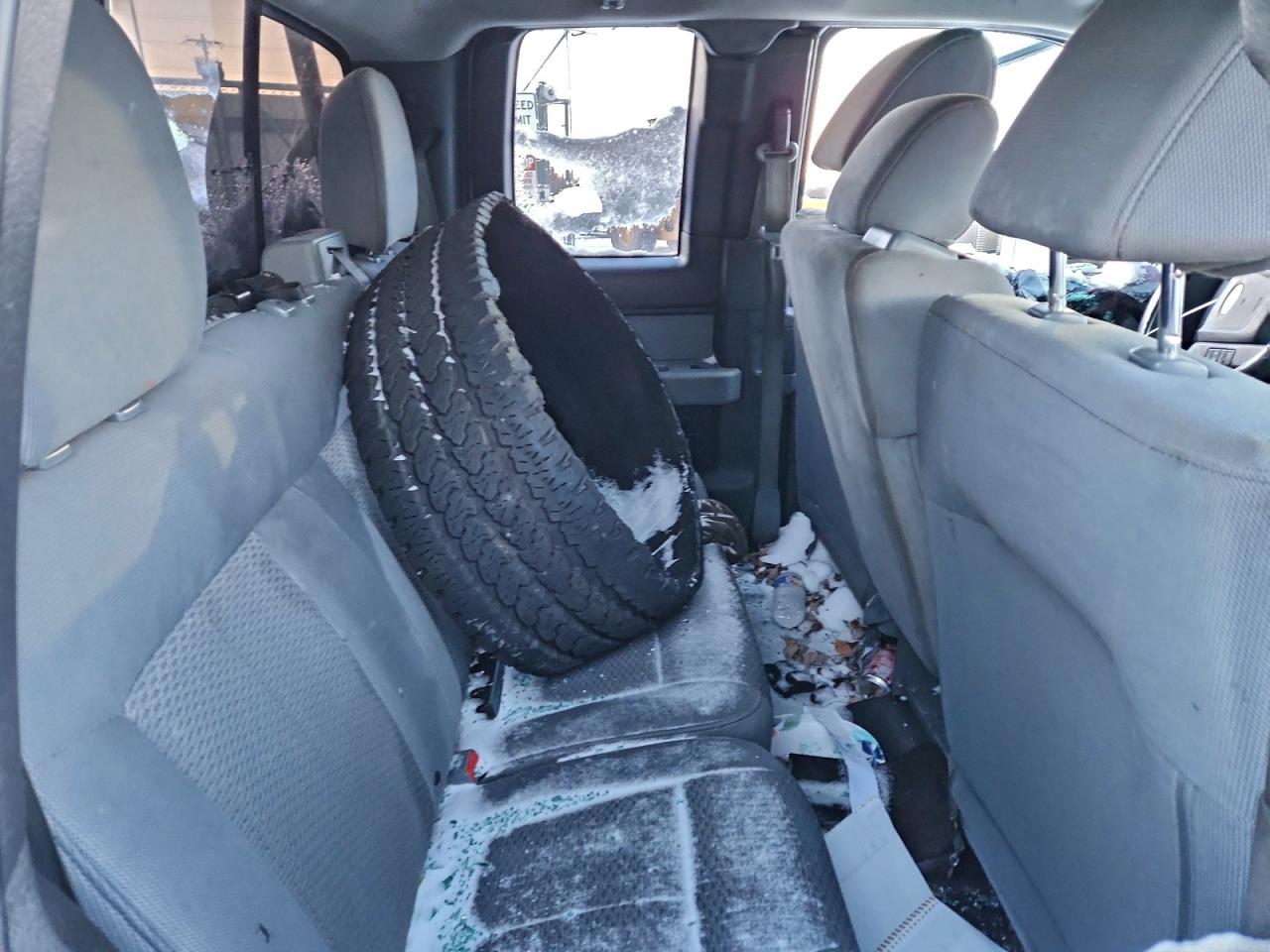 2011 Ford F150 Super Cab Silver vin: 1FTEX1EM5BFB79963
