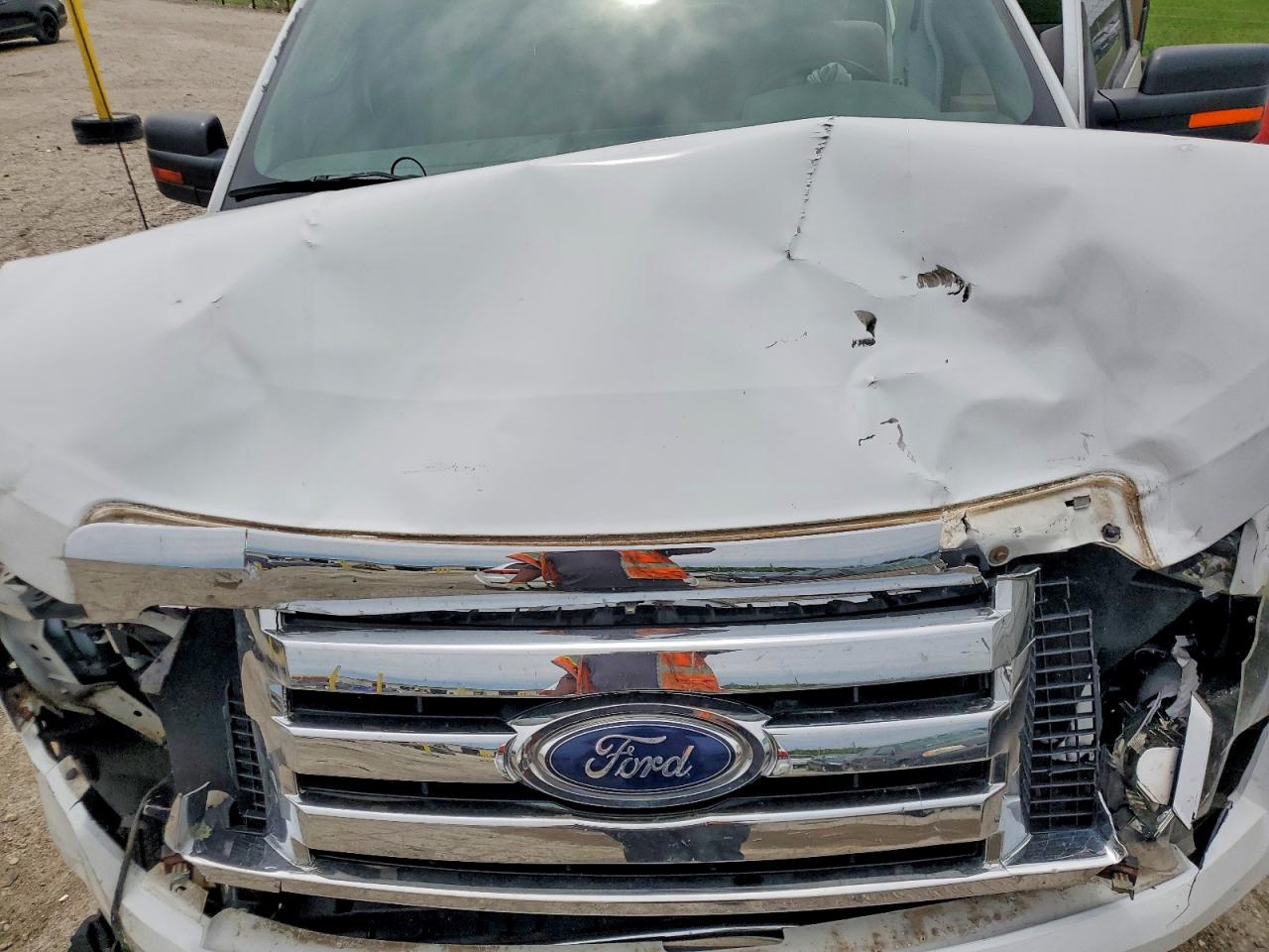 2011 Ford F150 Super Cab White vin: 1FTEX1EM6BFD37601