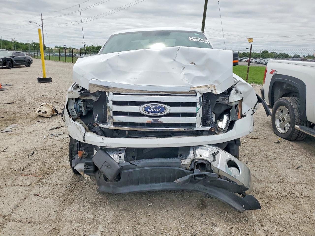 2011 Ford F150 Super Cab White vin: 1FTEX1EM6BFD37601