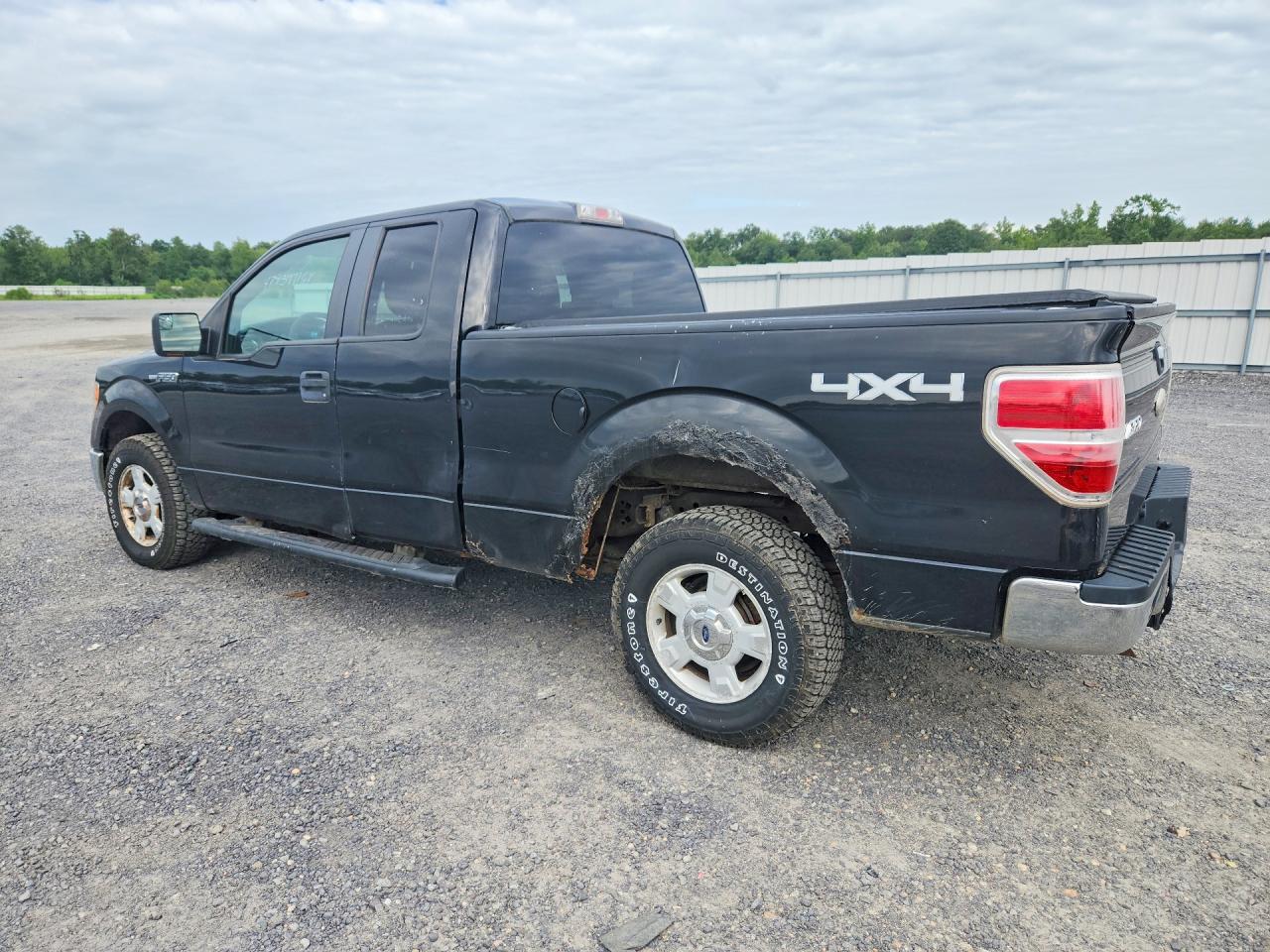 2013 Ford F150 Super Cab Black vin: 1FTEX1EM6DFD50741
