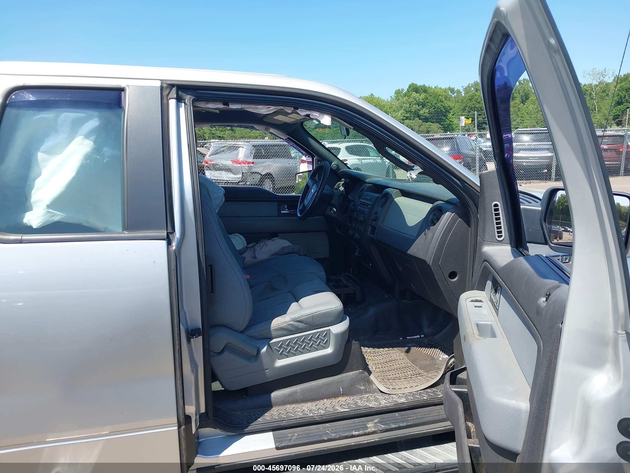 2014 Ford F-150 Stx Silver vin: 1FTEX1EM6EFA22091