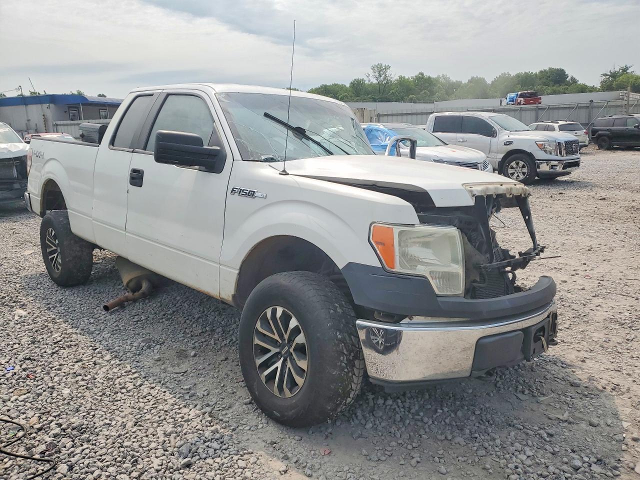 2014 Ford F150 Super Cab Белый vin: 1FTEX1EM6EFB98722