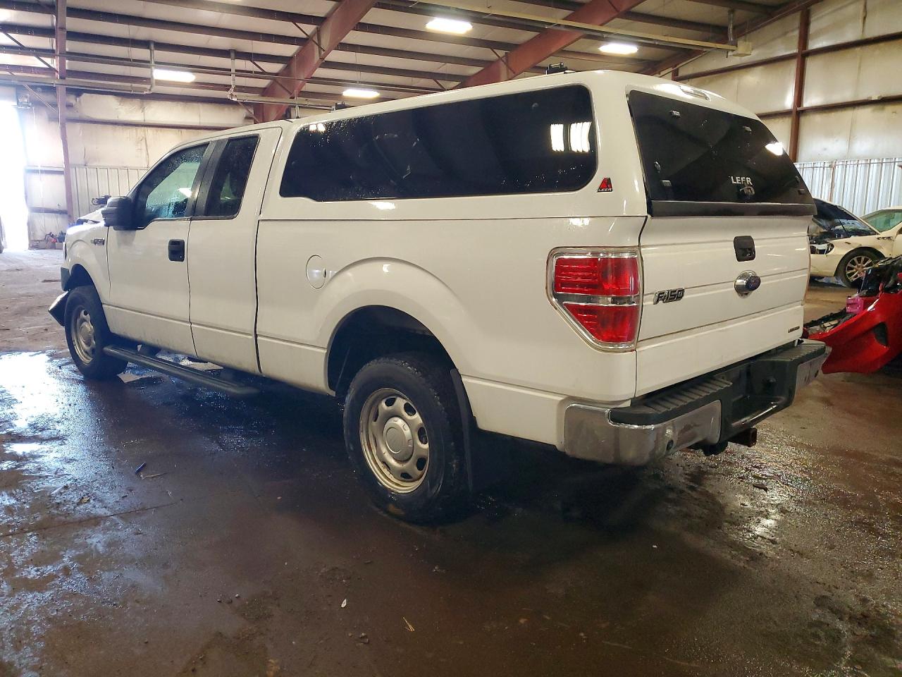 2014 Ford F150 Super Cab White vin: 1FTEX1EM7EFD12498
