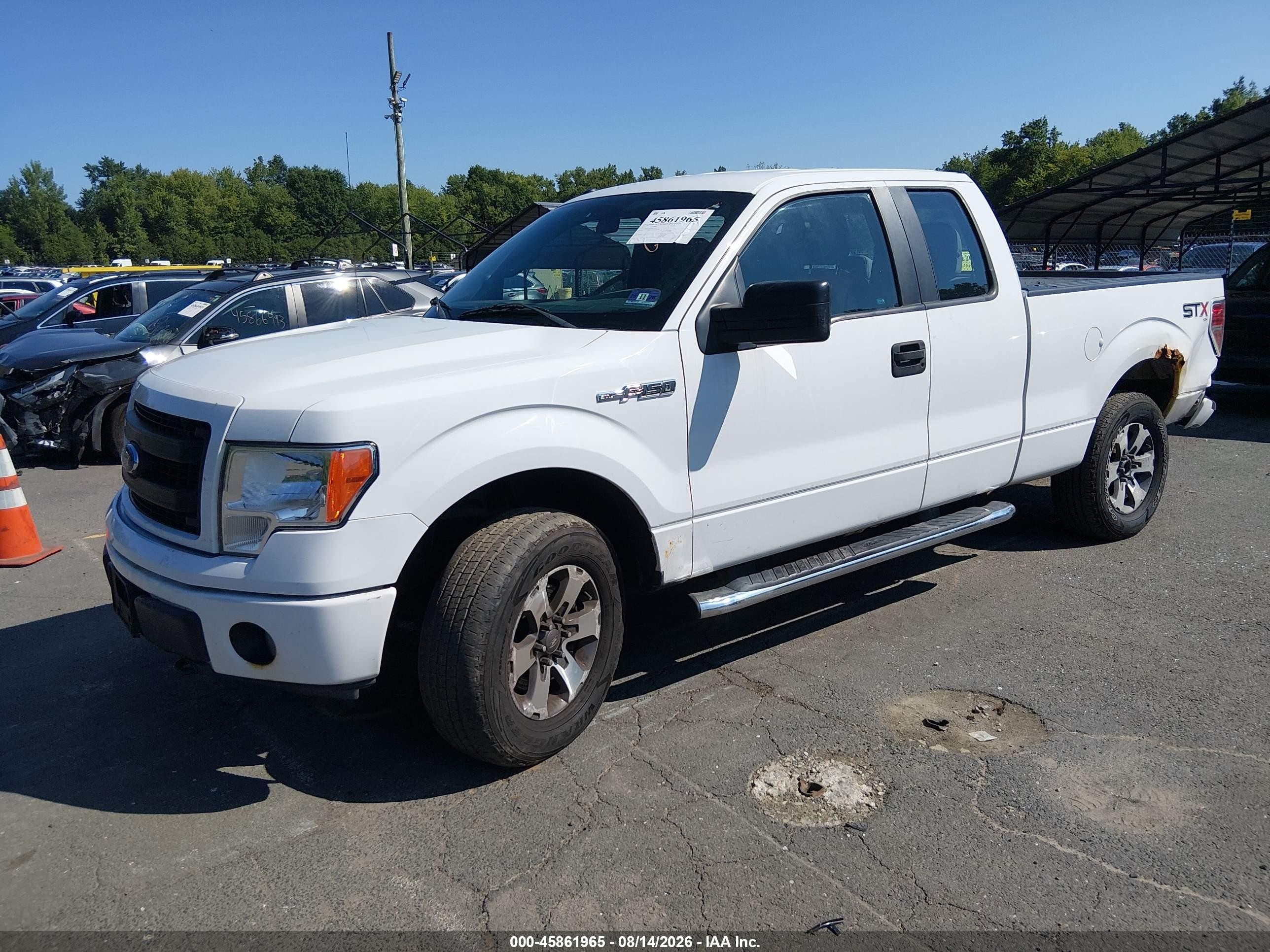 2014 Ford F-150 Stx White vin: 1FTEX1EM7EKG39457