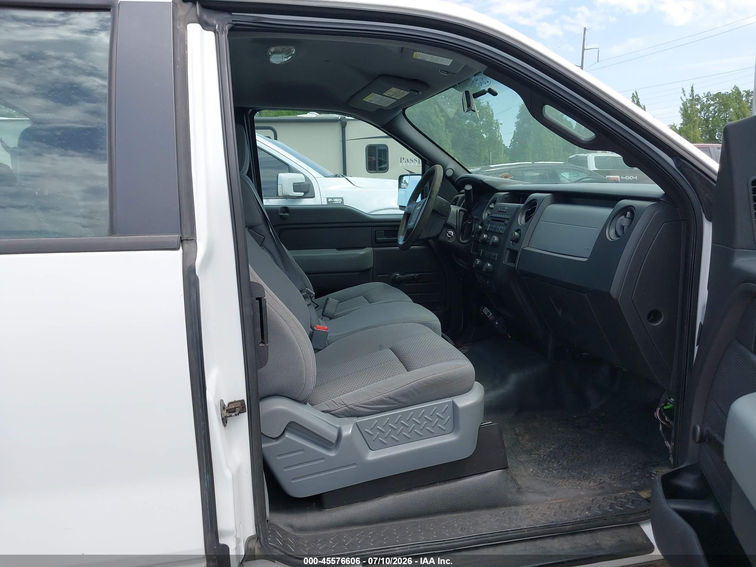 2013 Ford F-150 Xl Белый vin: 1FTEX1EM9DFD68487