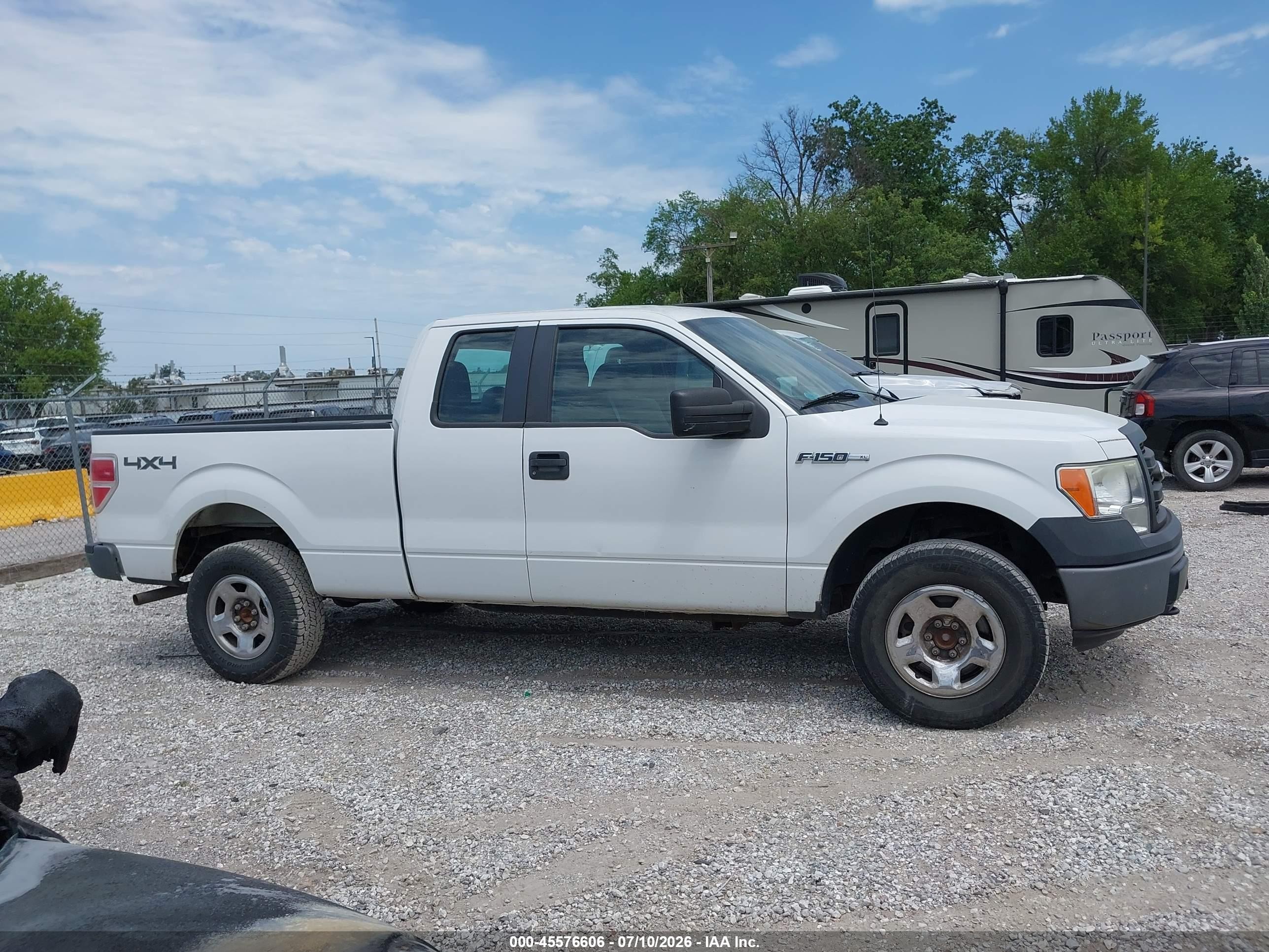 2013 Ford F-150 Xl Белый vin: 1FTEX1EM9DFD68487
