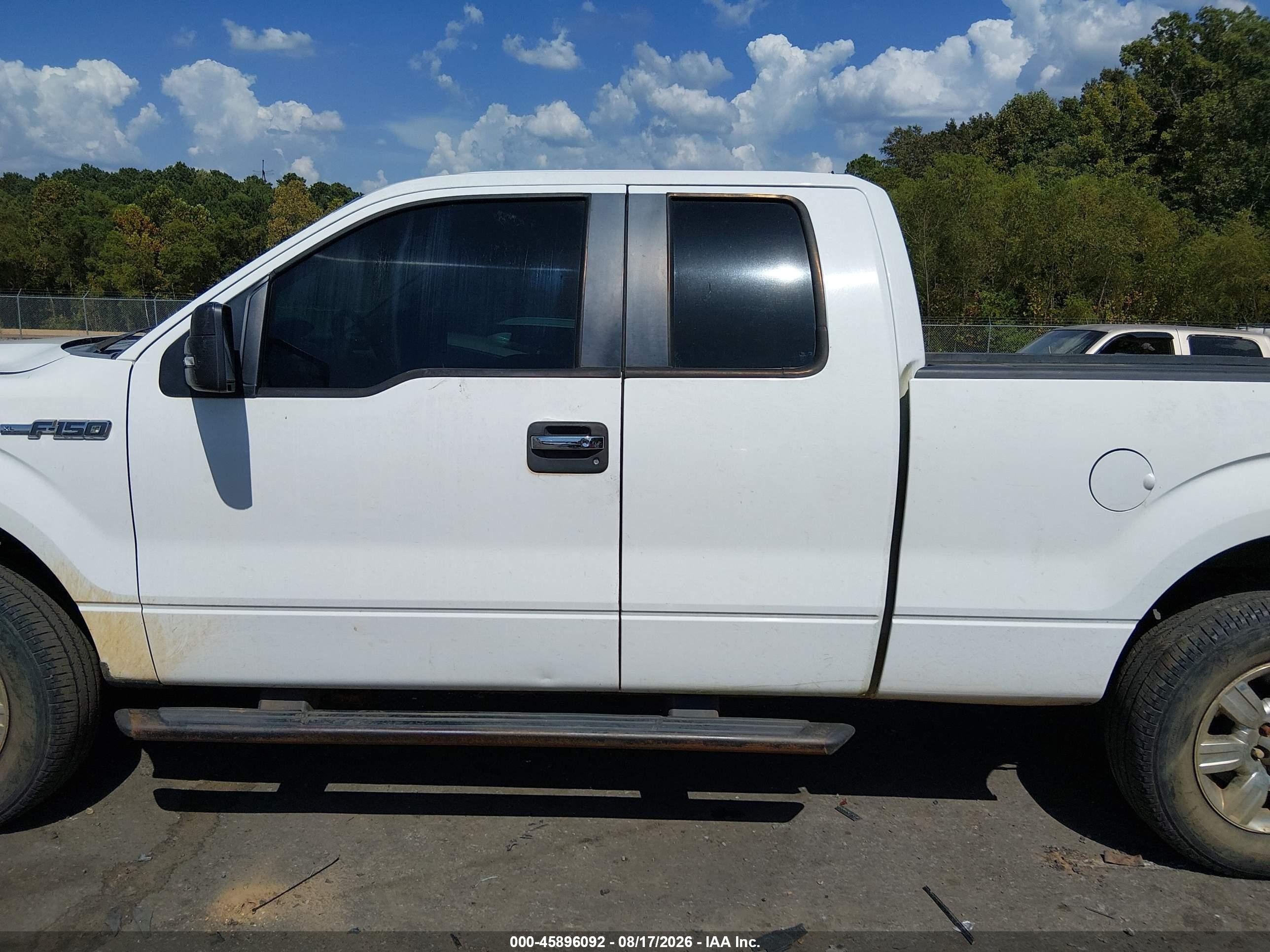 2011 Ford F-150 Xl White vin: 1FTEX1EMXBFB46859