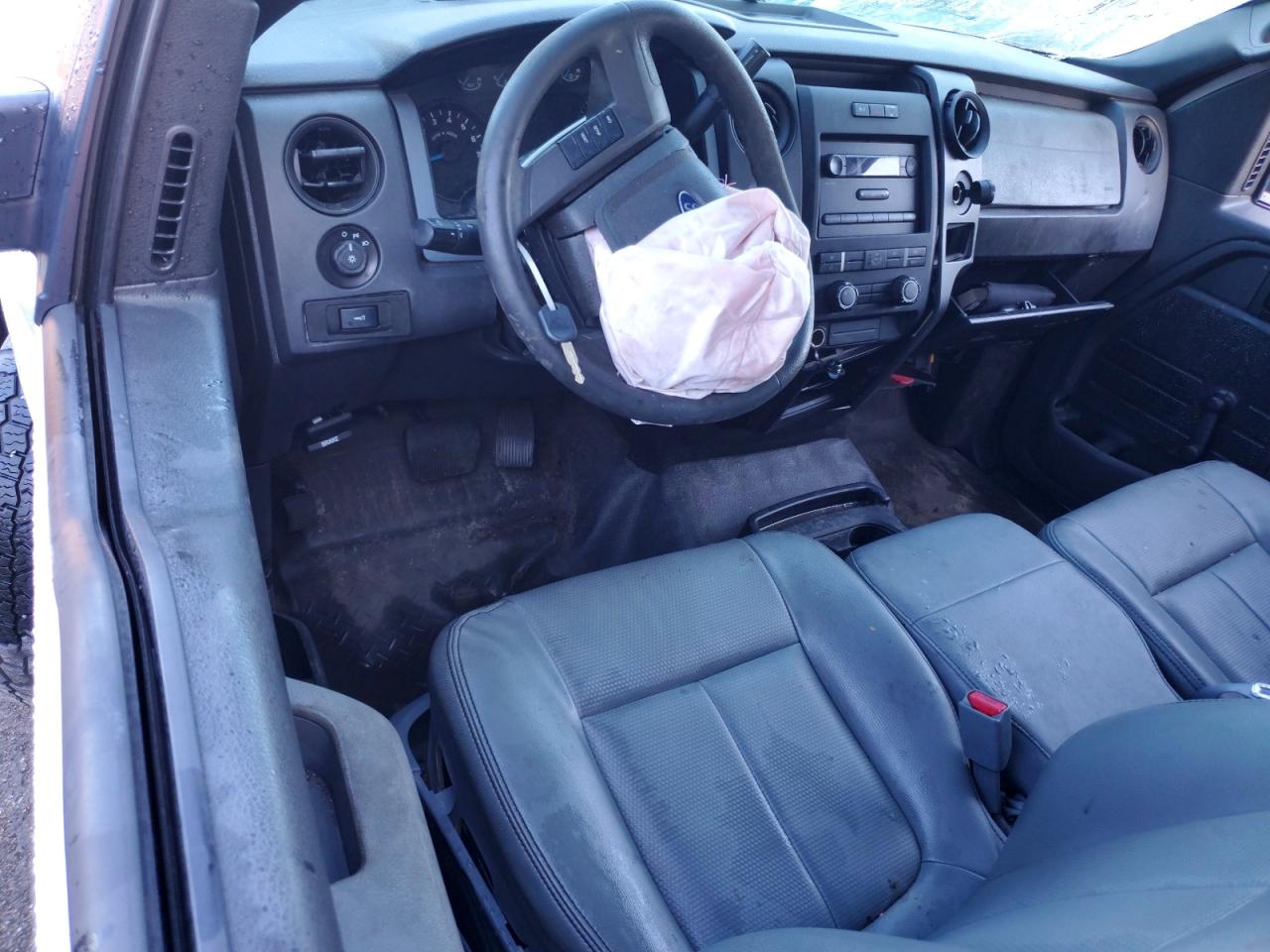 2013 Ford F150 Super Cab White vin: 1FTEX1EMXDFB69285