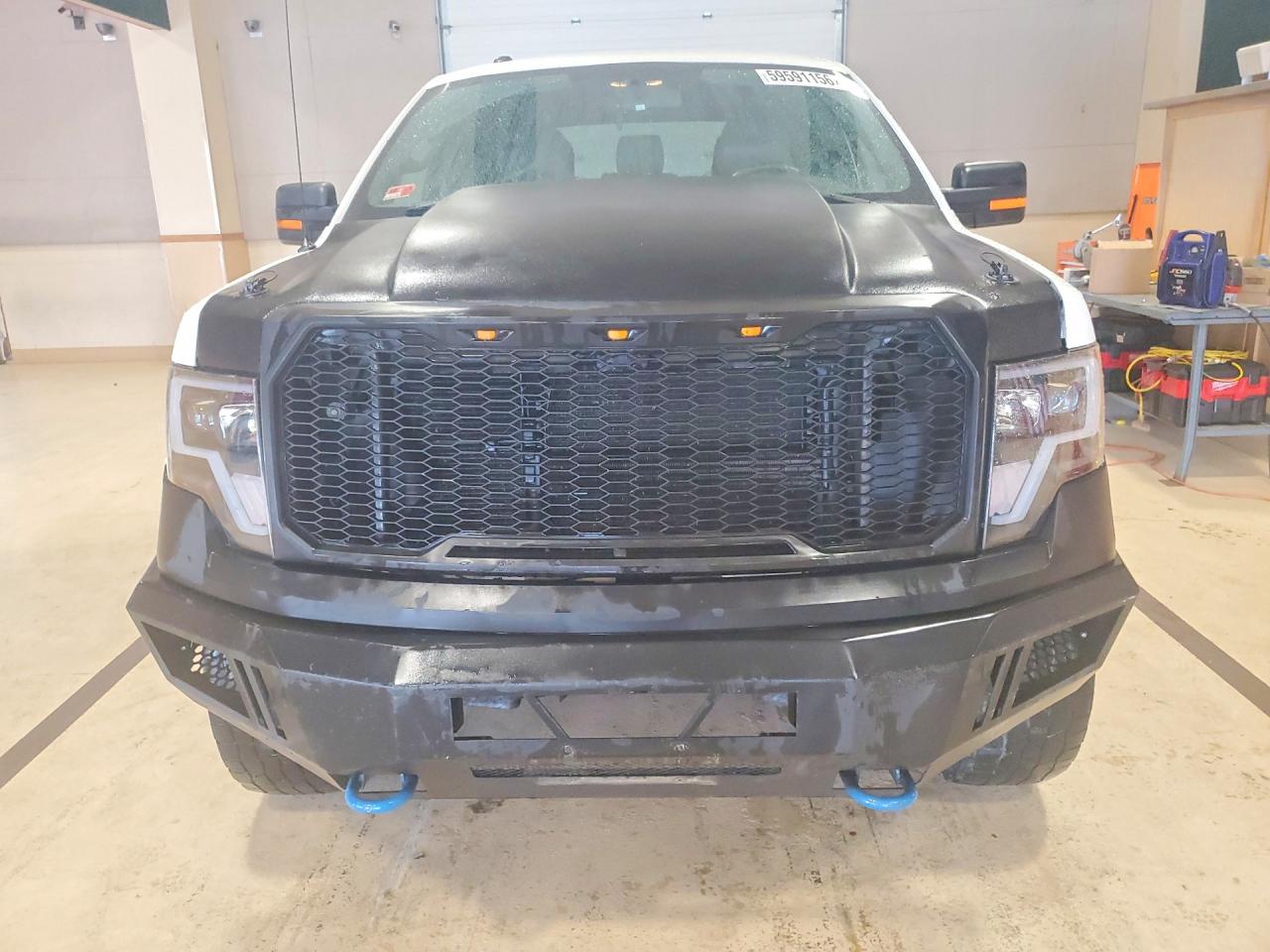 2013 Ford F150 Super Cab Белый vin: 1FTEX1EMXDFC83948