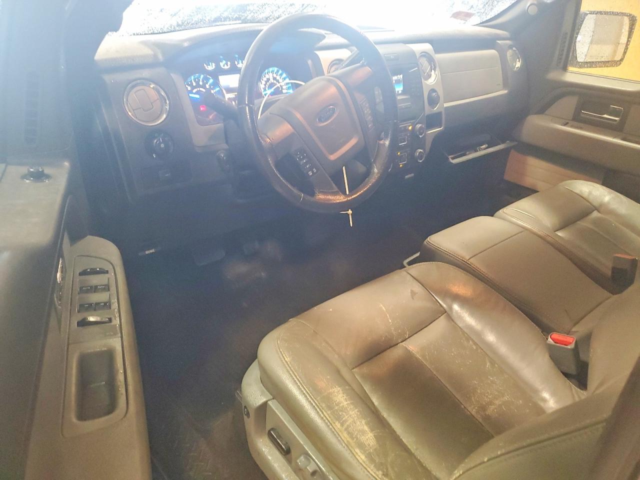 2013 Ford F150 Super Cab Белый vin: 1FTEX1EMXDFC83948