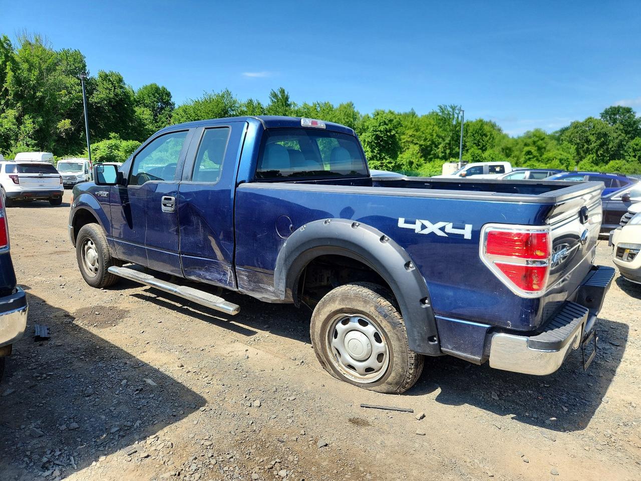 2014 Ford F150 Super Cab Blue vin: 1FTEX1EMXEFA57944