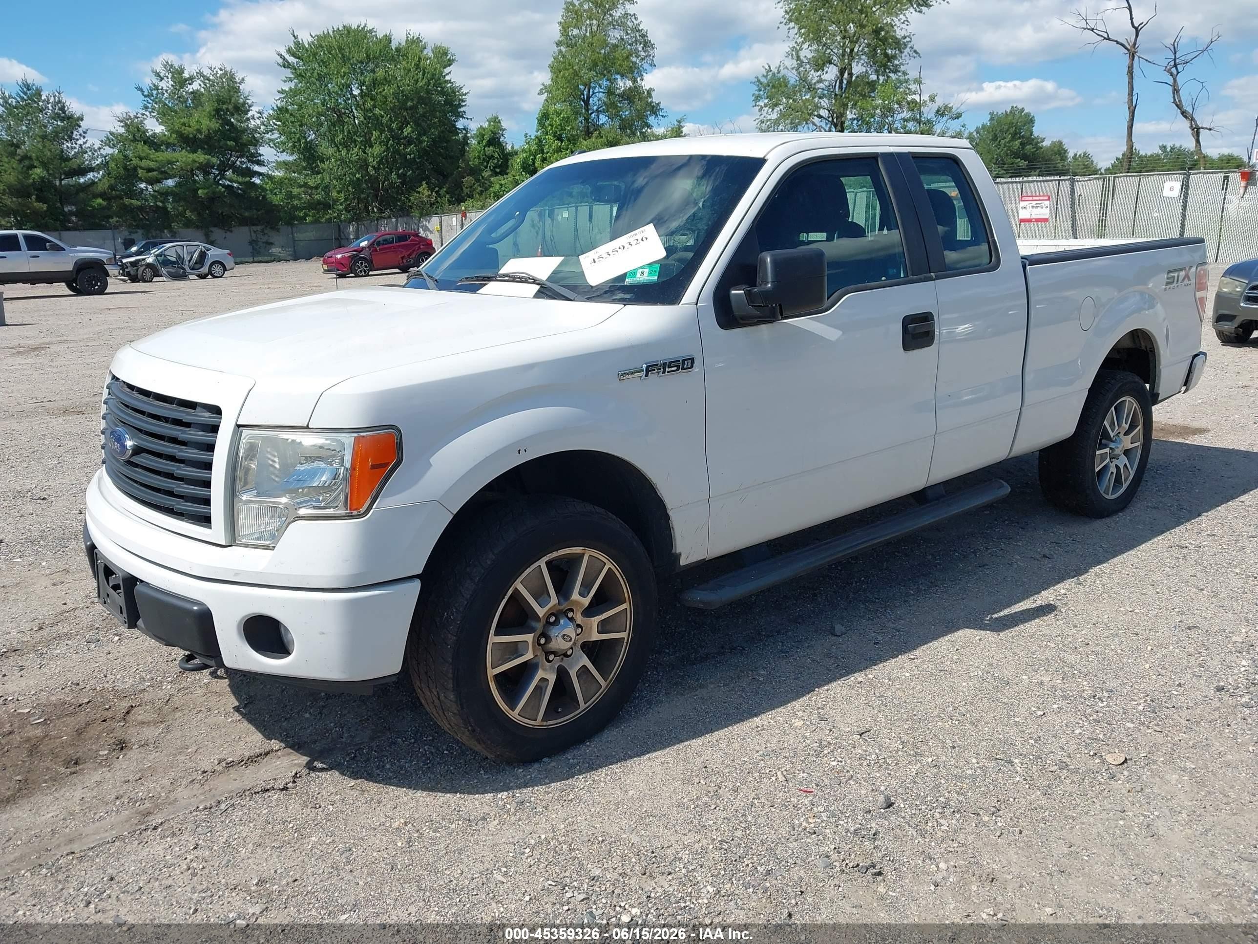 2014 Ford F-150 Stx White vin: 1FTEX1EMXEFC59537