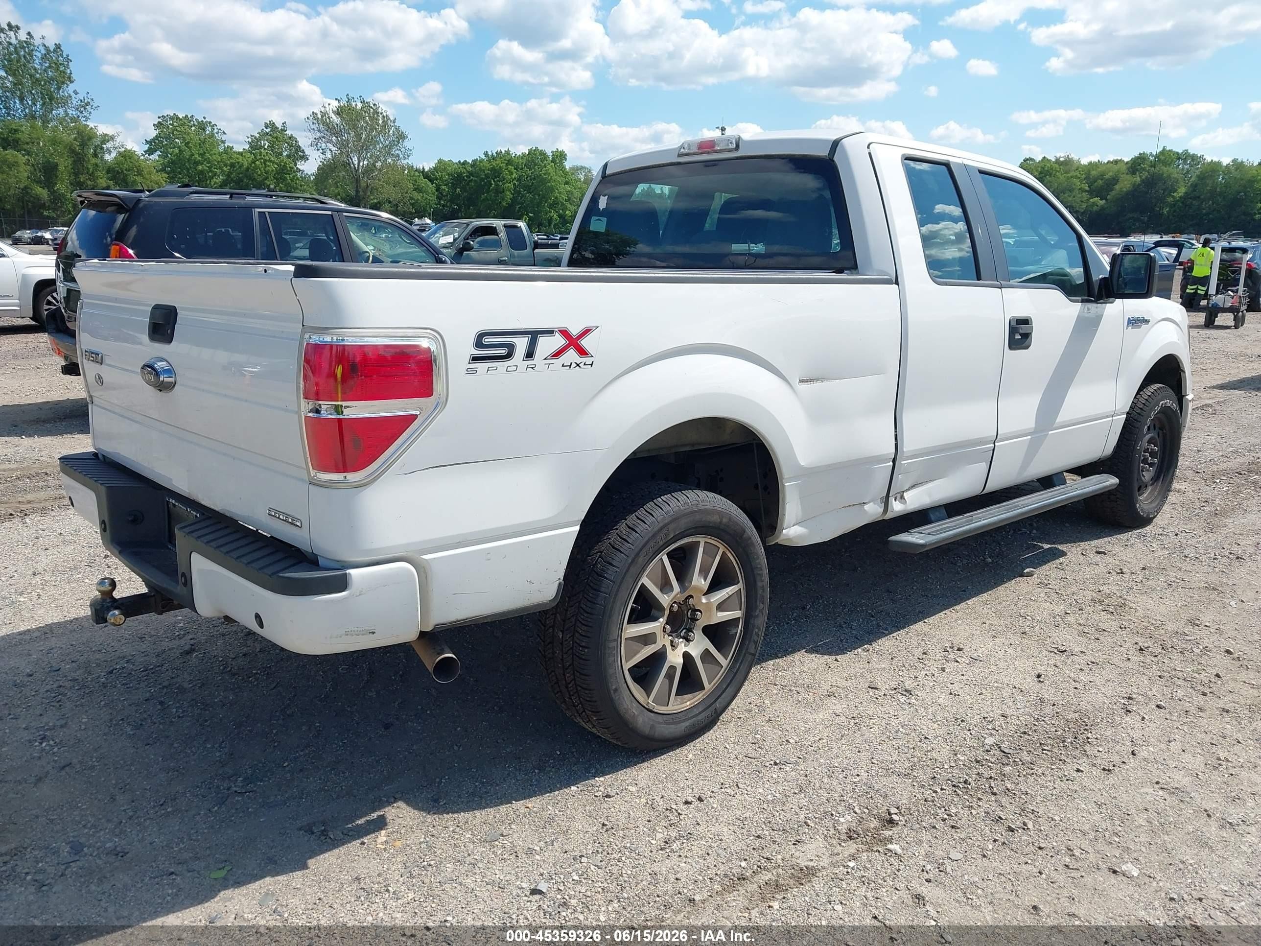 2014 Ford F-150 Stx White vin: 1FTEX1EMXEFC59537