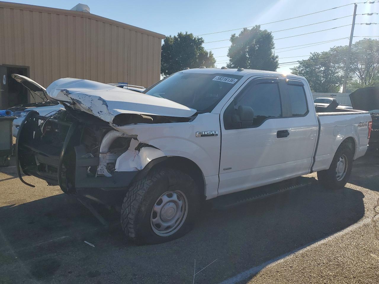 2015 Ford F150 Super Cab White vin: 1FTEX1EP0FFB01140