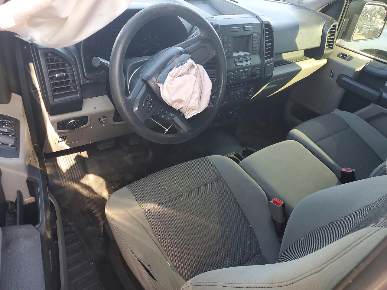 2015 Ford F150 Super Cab White vin: 1FTEX1EP0FFB01140