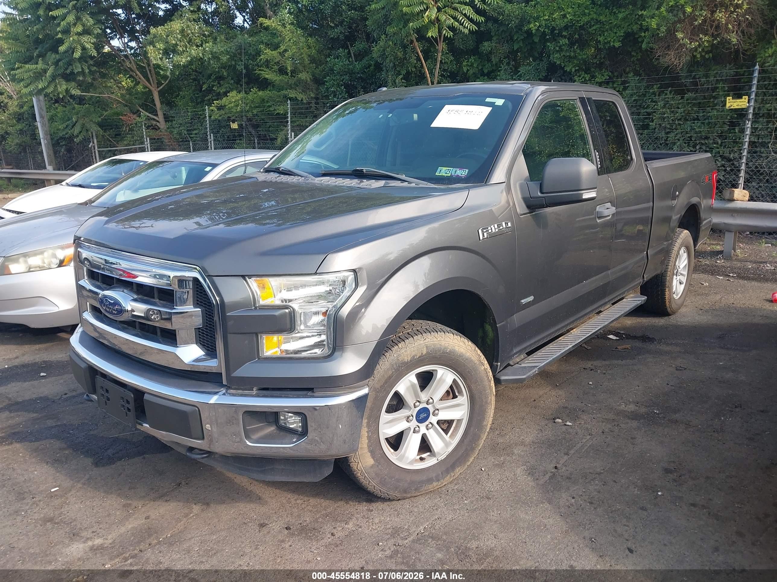 2015 Ford F150 Super Cab Gray vin: 1FTEX1EP0FKE08038