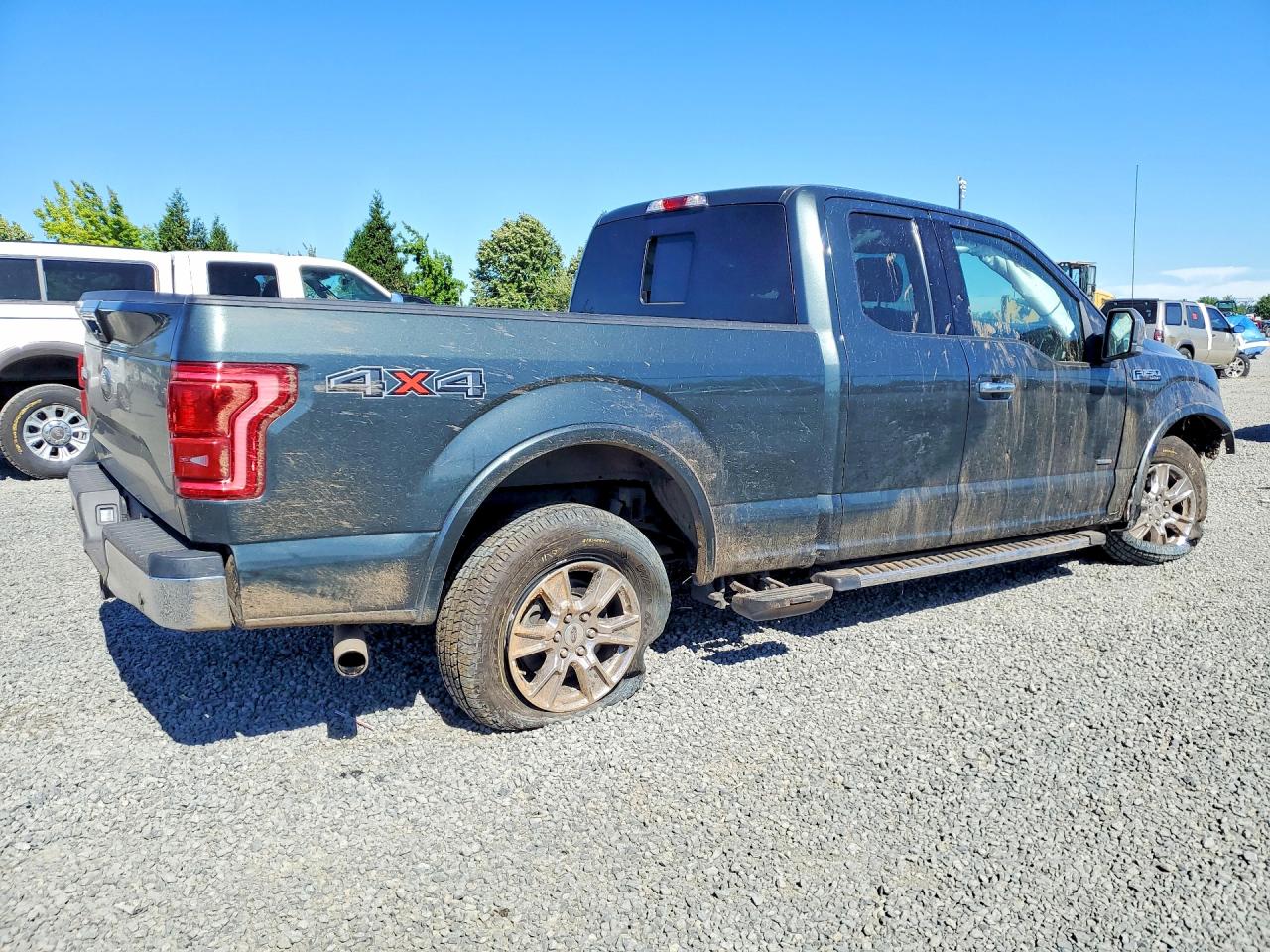 2015 Ford F150 Super Cab Green vin: 1FTEX1EP0FKE17547