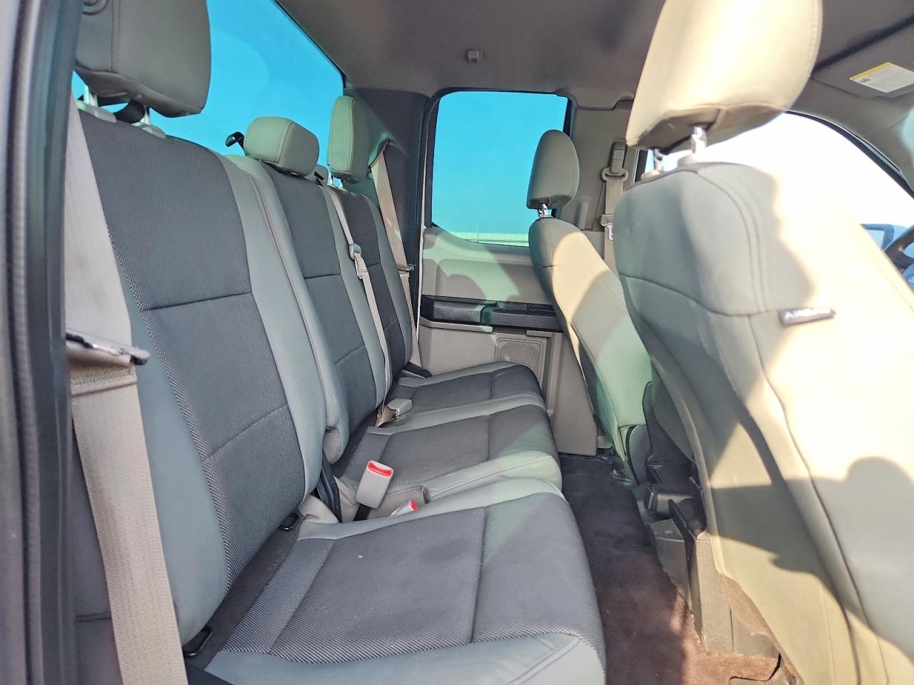2015 Ford F150 Super Cab White vin: 1FTEX1EP0FKE40679
