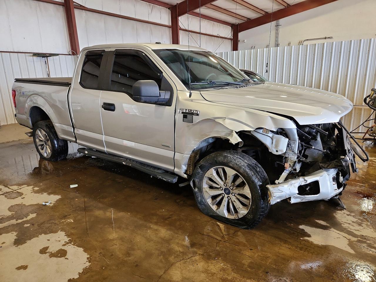2017 Ford F150 Super Cab Silver vin: 1FTEX1EP0HFC00690
