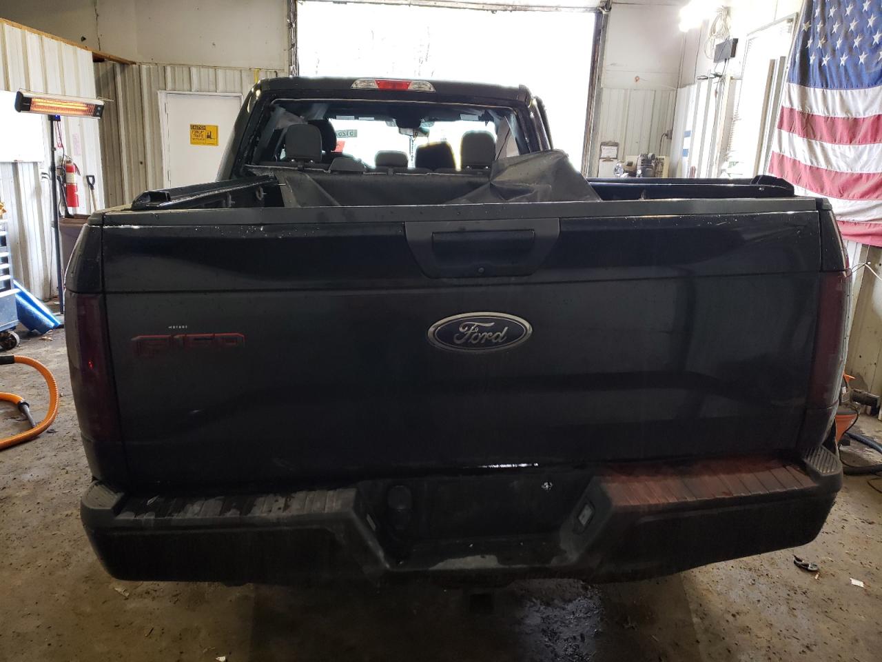 2015 Ford F150 Super Cab Black vin: 1FTEX1EP1FFB42084