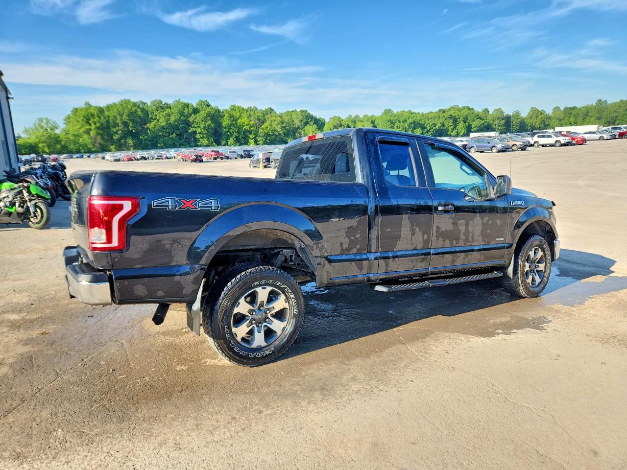 2015 Ford F150 Super Cab Черный vin: 1FTEX1EP1FFC07824