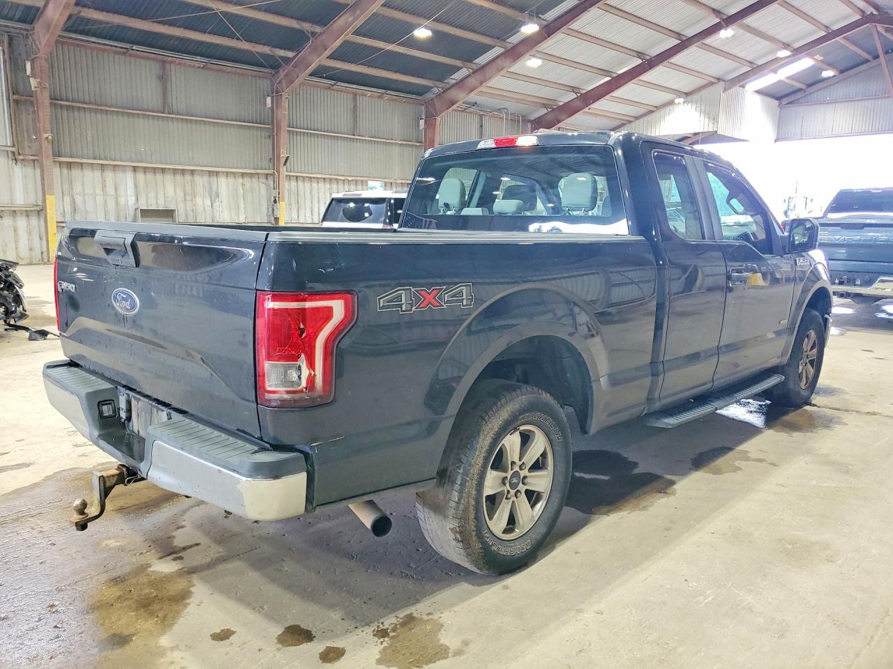2015 Ford F150 Super Cab Черный vin: 1FTEX1EP1FFC48504