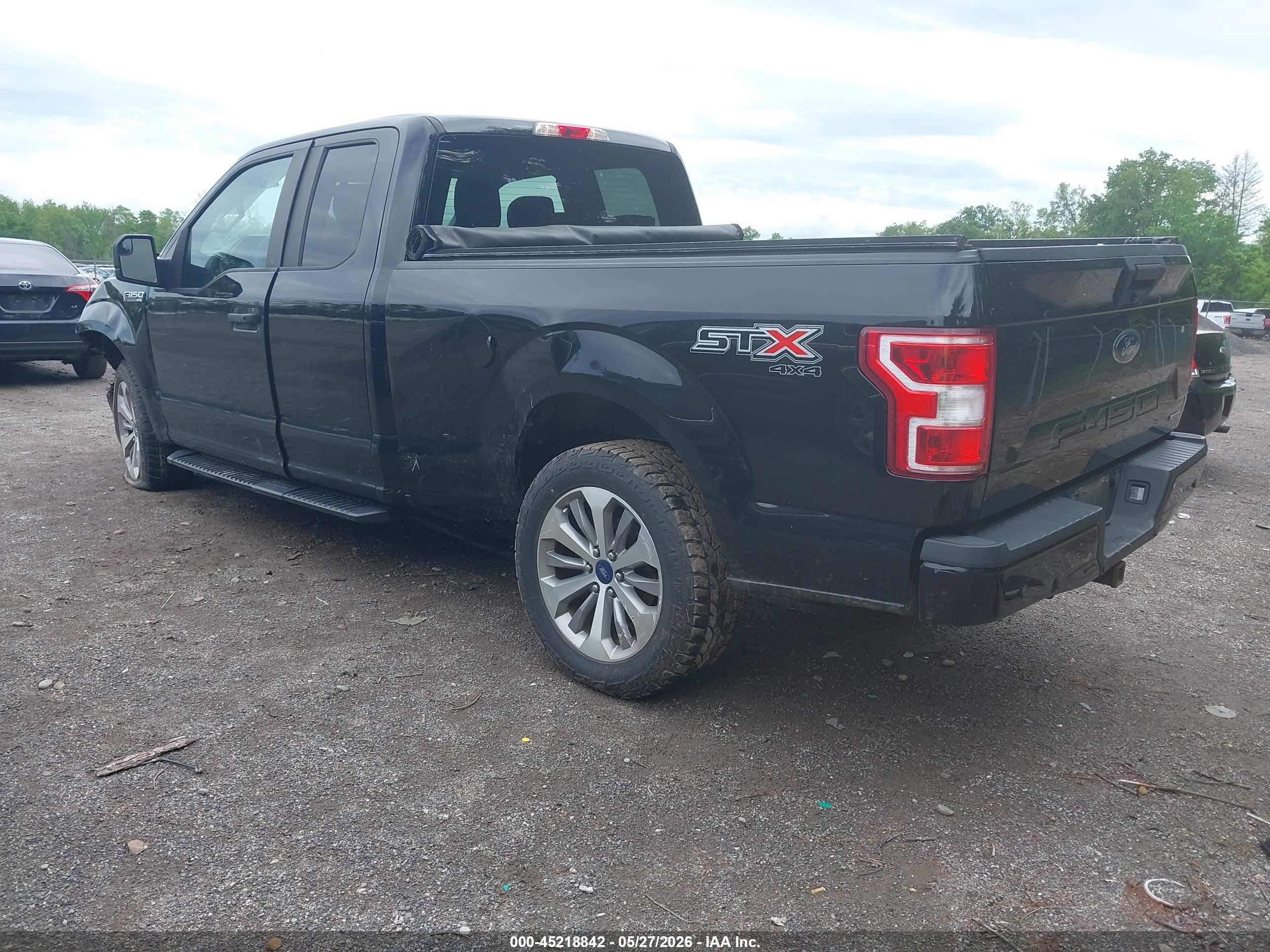 2018 Ford F-150 Xl Black vin: 1FTEX1EP1JFD81966