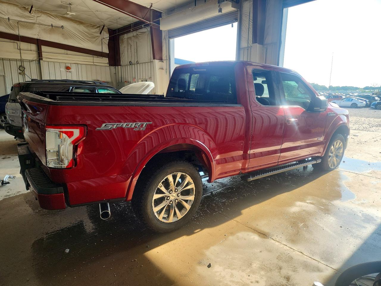 2015 Ford F150 Super Cab Red vin: 1FTEX1EP2FFC88977