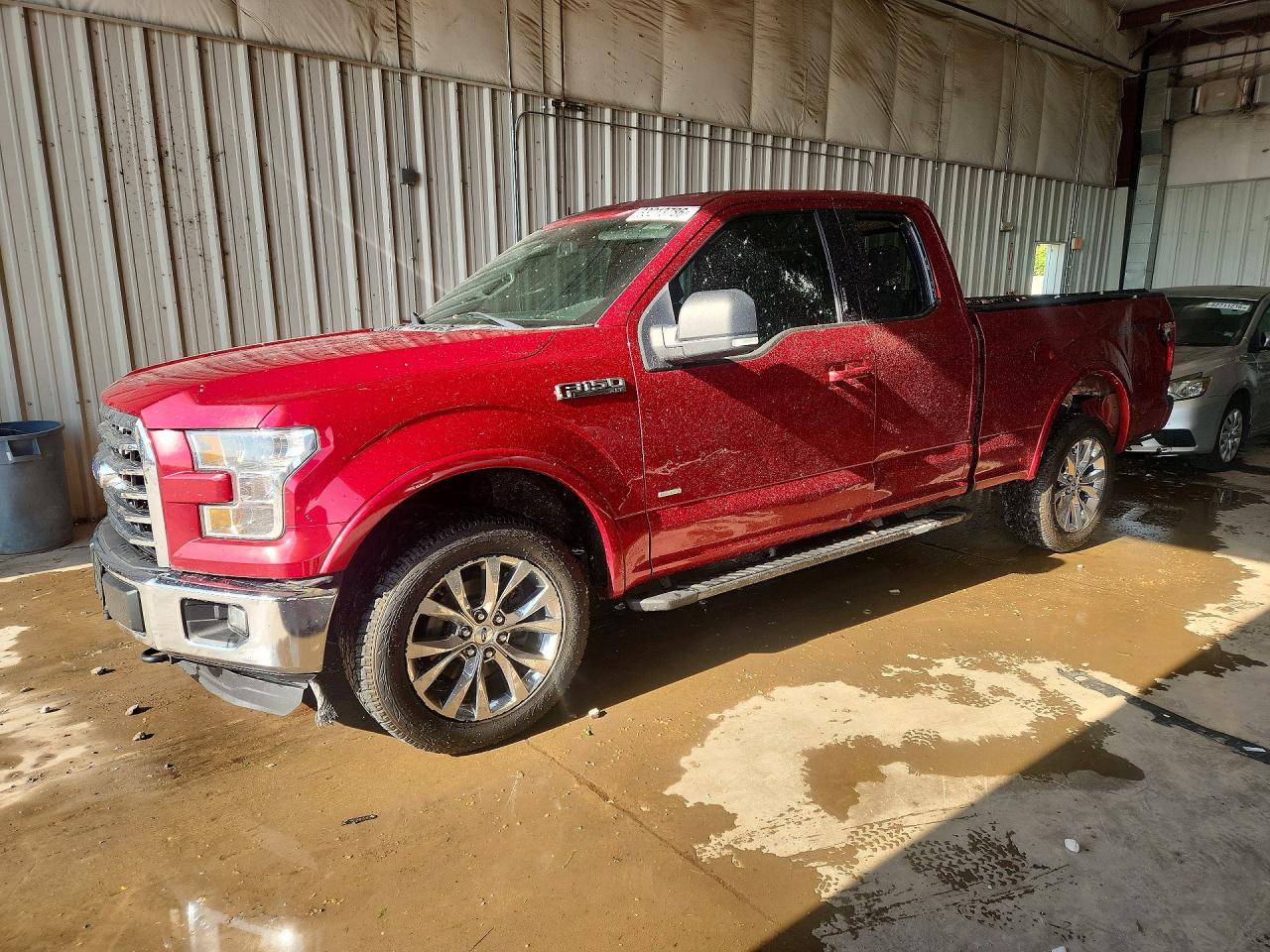 2015 Ford F150 Super Cab Red vin: 1FTEX1EP2FFC88977