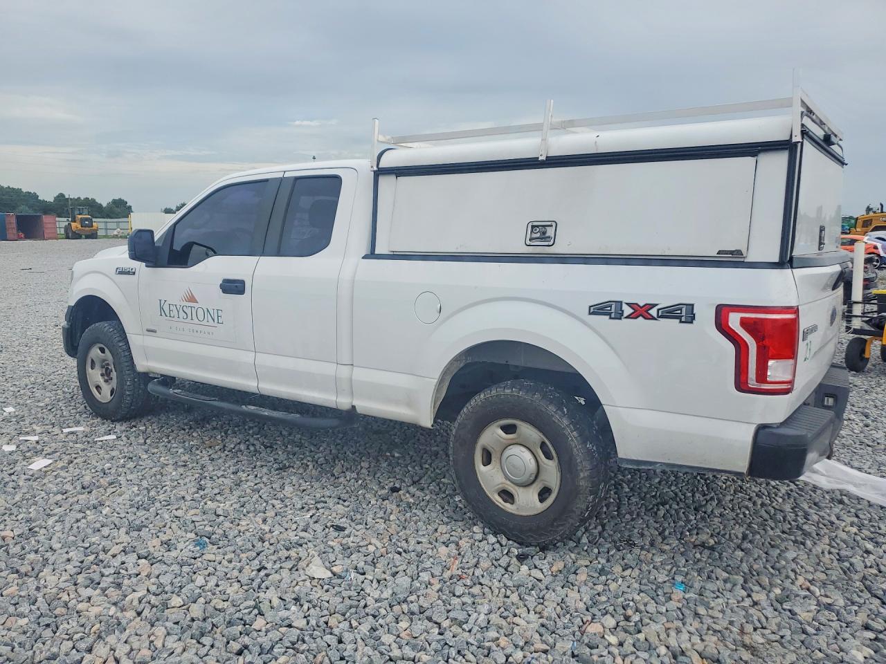 2015 Ford F150 Super Cab White vin: 1FTEX1EP2FKD18955