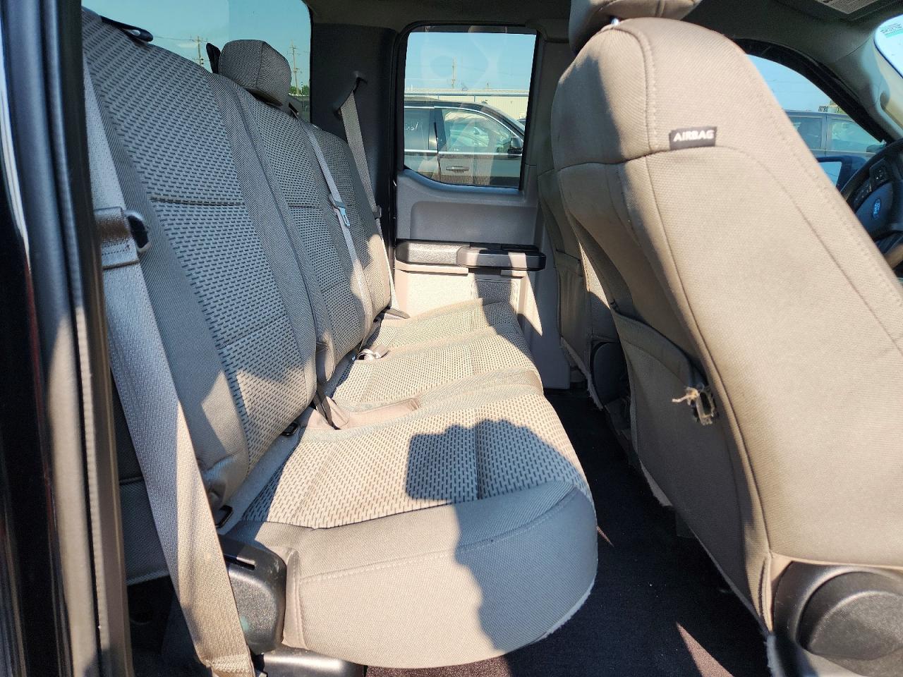 2015 Ford F150 Super Cab Black vin: 1FTEX1EP2FKE44815