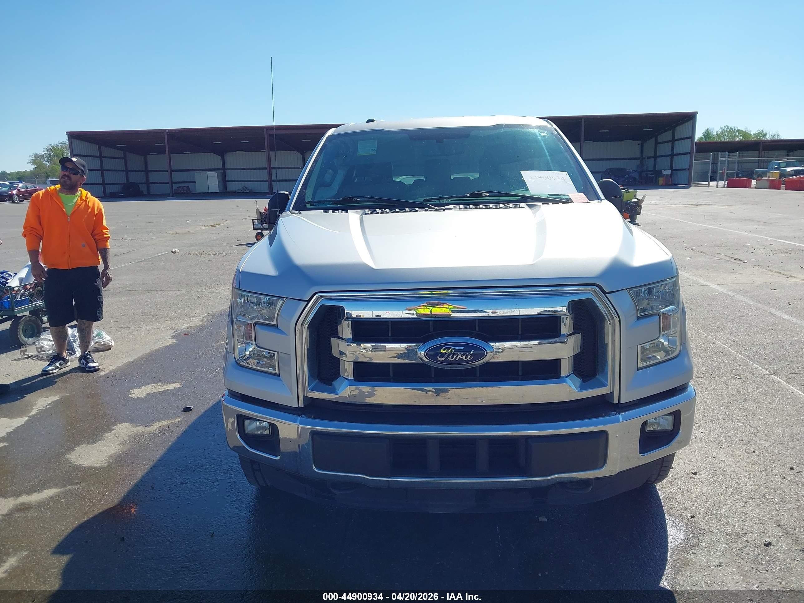 2015 Ford F-150 Xlt Silver vin: 1FTEX1EP3FFC50870