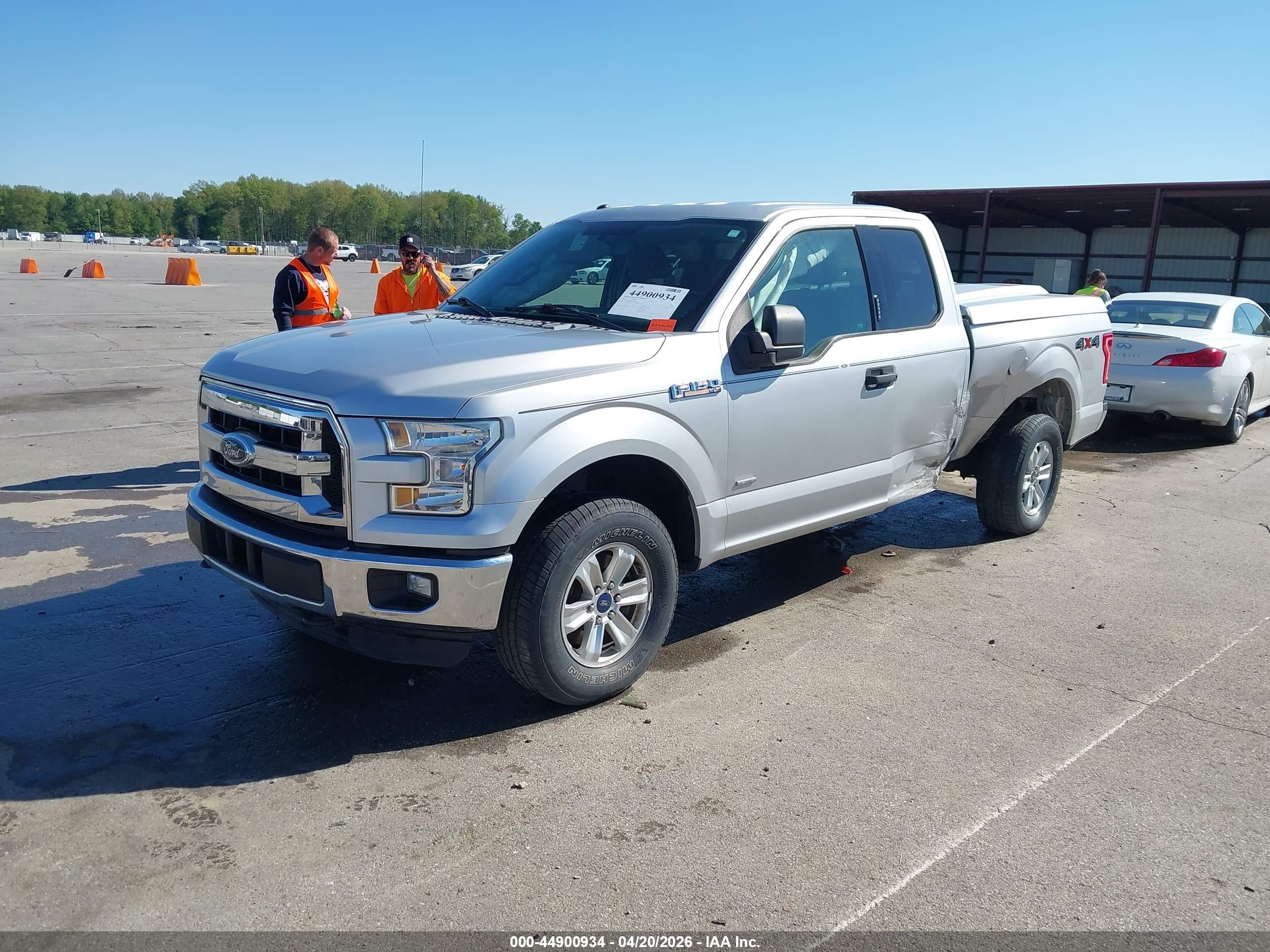 2015 Ford F-150 Xlt Silver vin: 1FTEX1EP3FFC50870