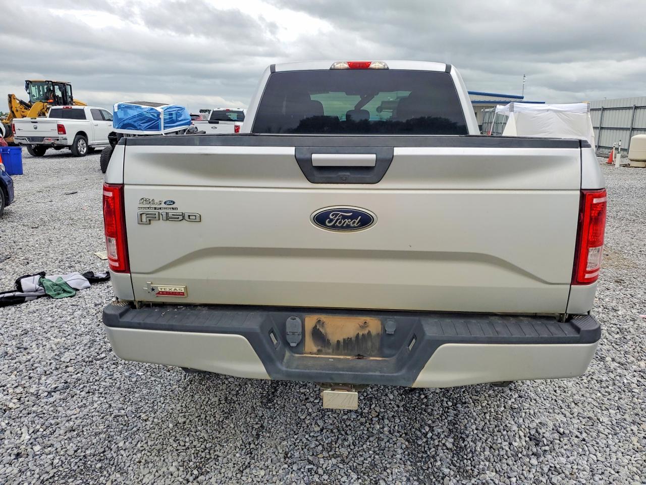 2015 Ford F150 Super Cab Silver vin: 1FTEX1EP3FKE21219