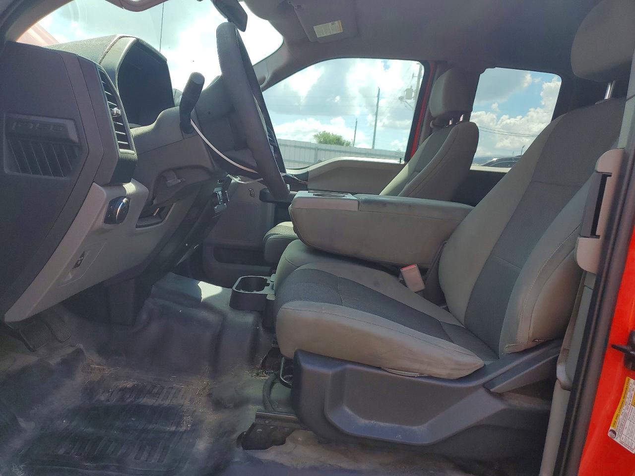 2015 Ford F150 Super Cab Red vin: 1FTEX1EP4FFA85184