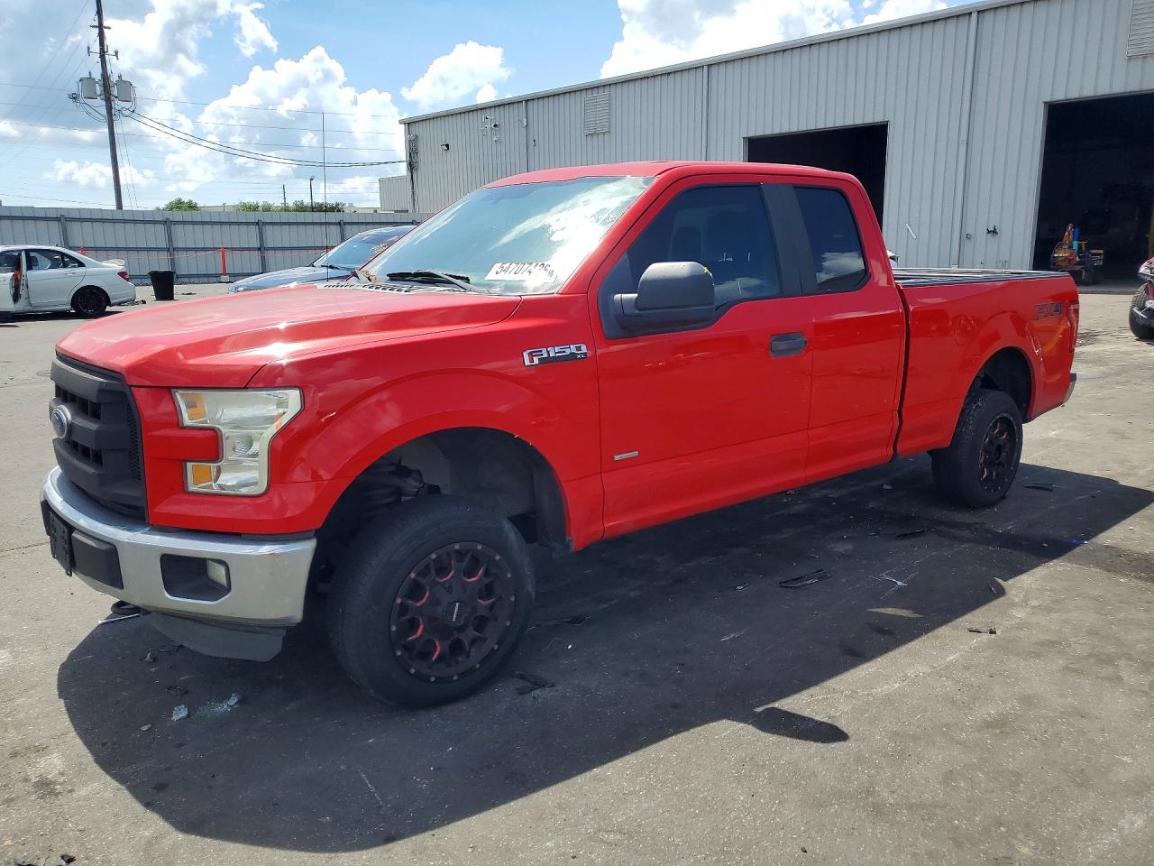 2015 Ford F150 Super Cab Red vin: 1FTEX1EP4FFA85184
