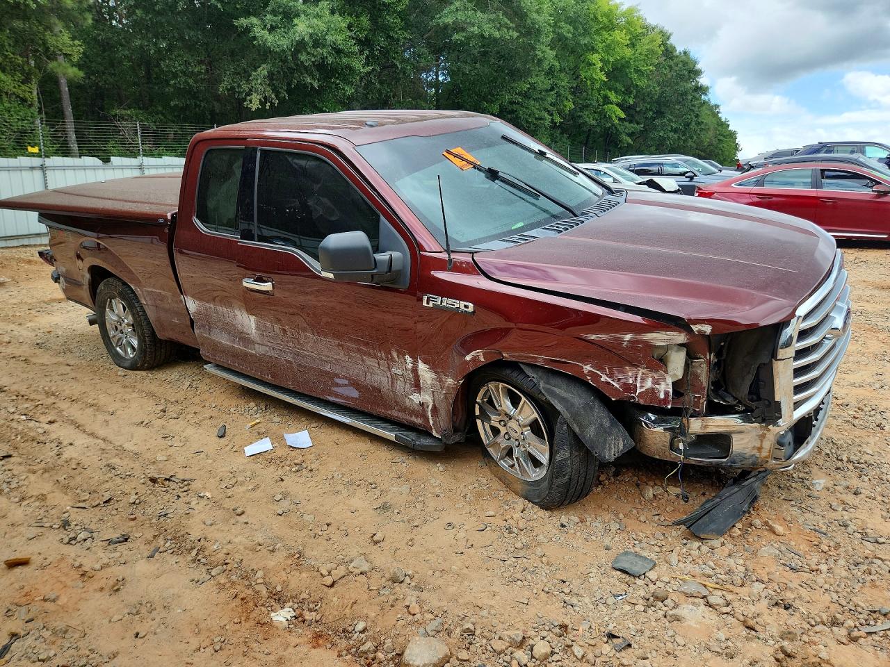 2015 Ford F150 Super Cab Maroon vin: 1FTEX1EP6FFA71237