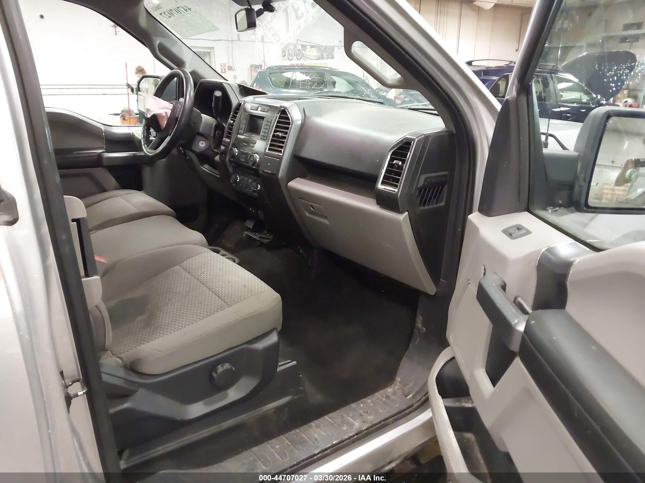 2015 Ford F-150 Xlt Silver vin: 1FTEX1EP6FFB75517