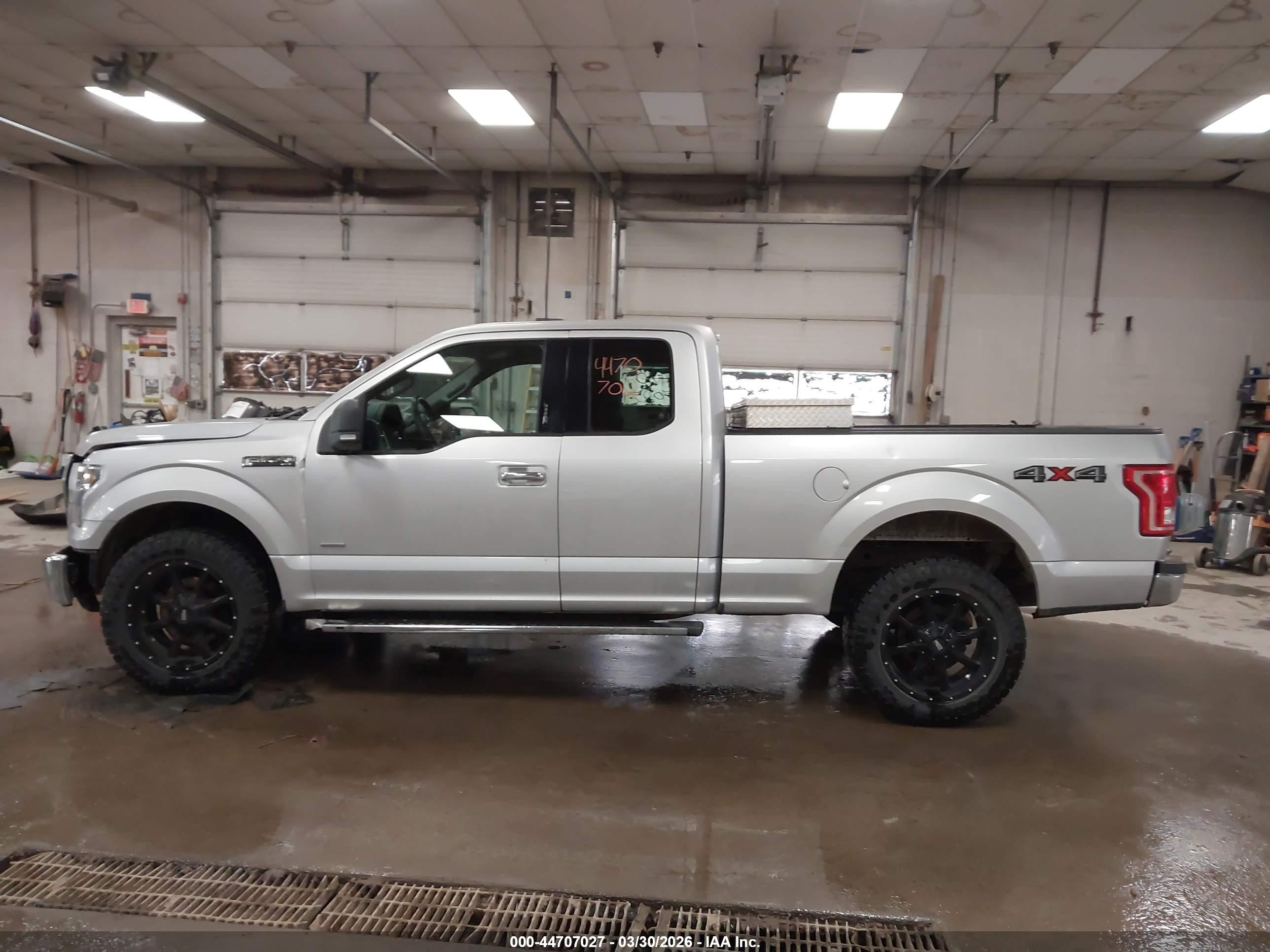 2015 Ford F-150 Xlt Silver vin: 1FTEX1EP6FFB75517