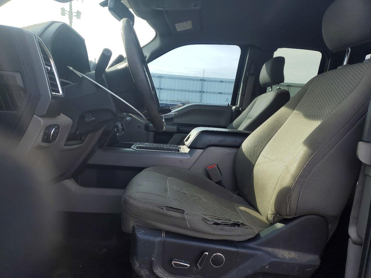 2015 Ford F150 Super Cab Черный vin: 1FTEX1EP6FFD12648