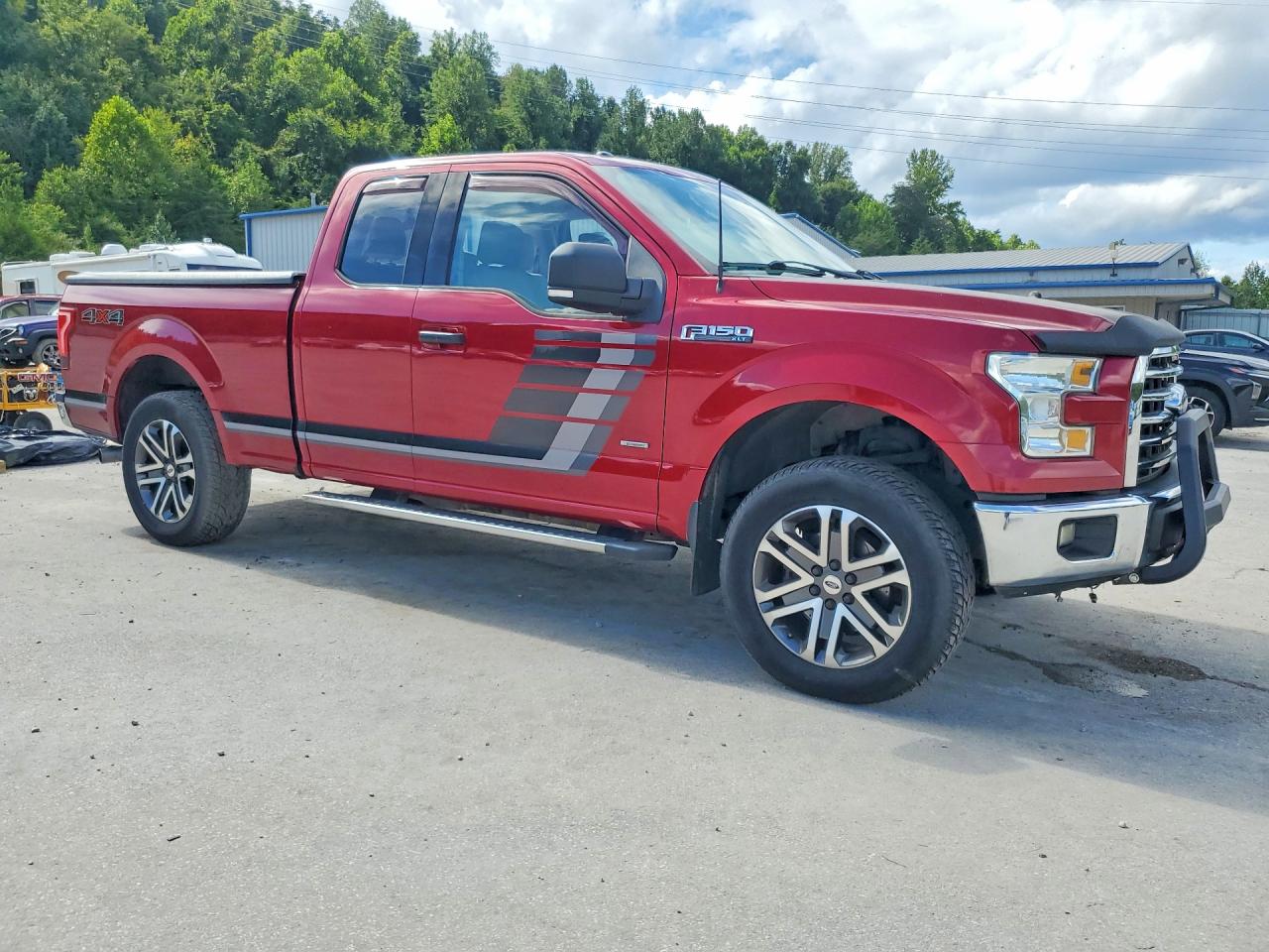 2015 Ford F150 Super Cab Red vin: 1FTEX1EP7FFD11993