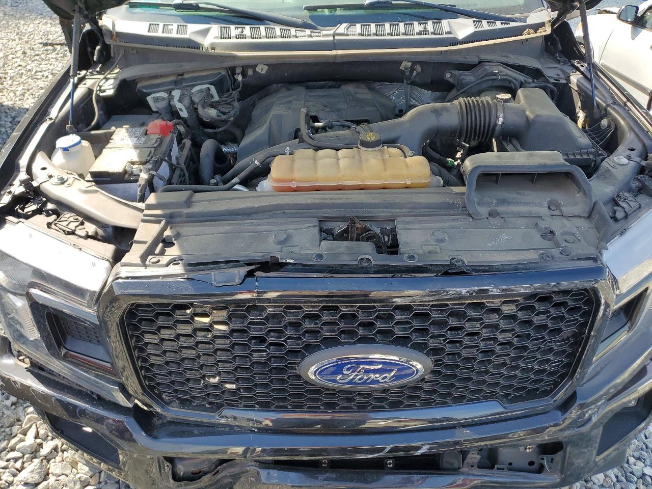 2018 Ford F150 Super Cab Black vin: 1FTEX1EP7JFC58558